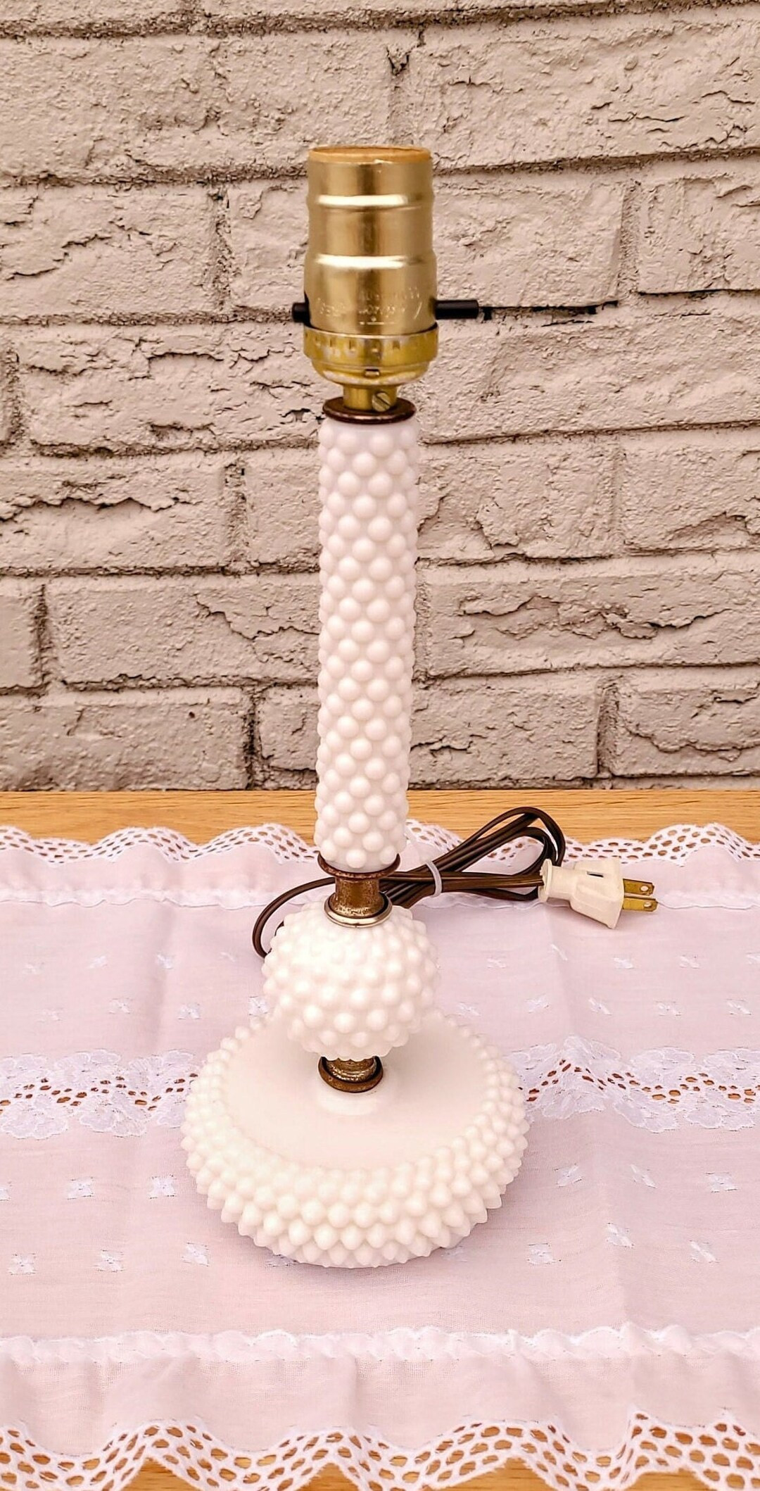 Vintage Hobnail Milk Glass Table Lamp - Etsy | Etsy (US)