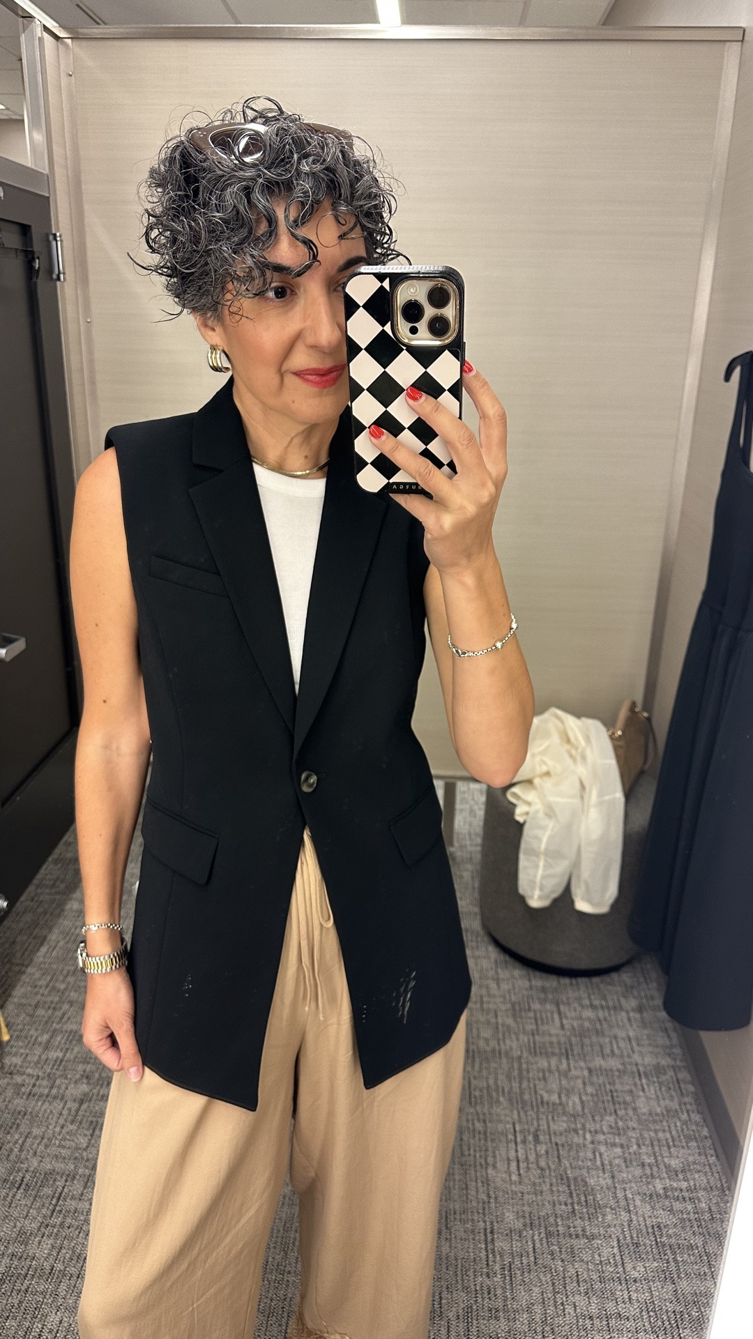This is so chic! I’m in a small. Would be great for work or nights out.

#LTKSaleAlert