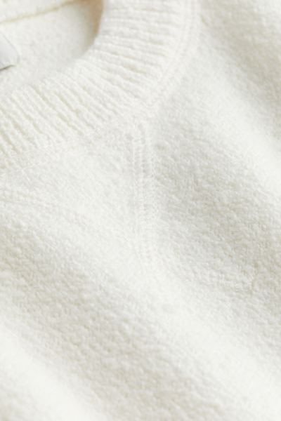 Regular Fit Bouclé-knit jumper - Cream - Men | H&M GB | H&M (UK, MY, IN, SG, PH, TW, HK)