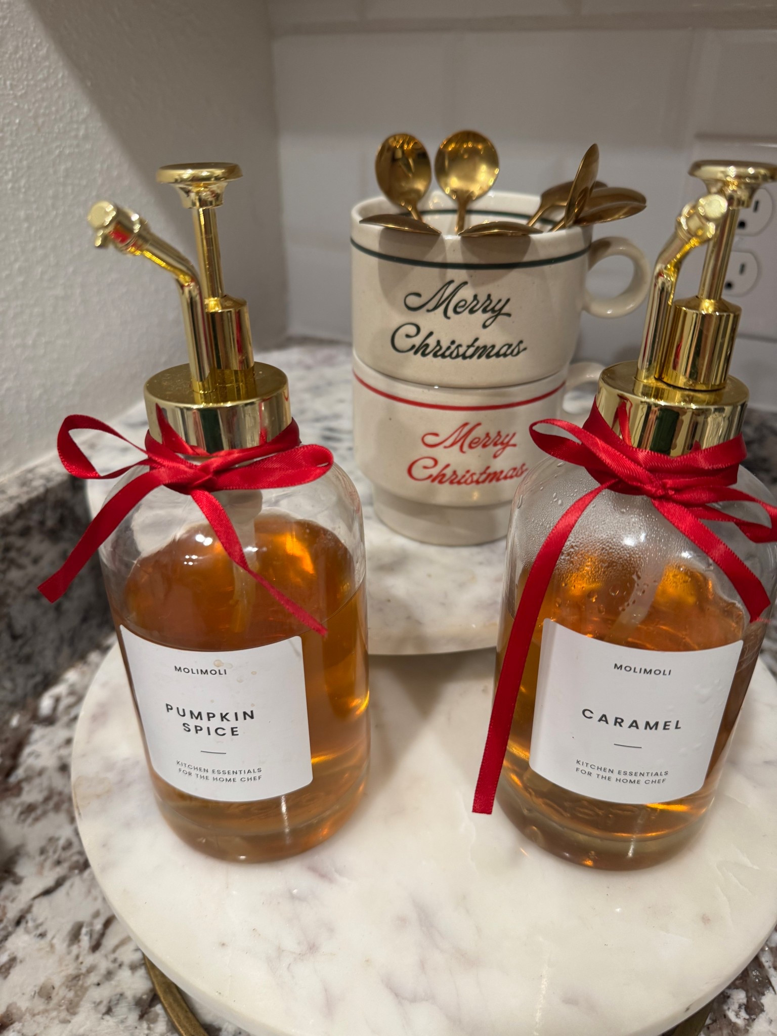 Black Friday deal! $34.99 for a set of 4 syrup dispensers!

 Holiday coffee bar favorites ☕🎄
Linked my Merry Christmas mugs from Hearth & Hand, syrup dispensers, and the cutest little gold coffee spoons. Perfect for gifting or styling your holiday kitchen!

#LTKGiftGuide #LTKHoliday #LTKHome