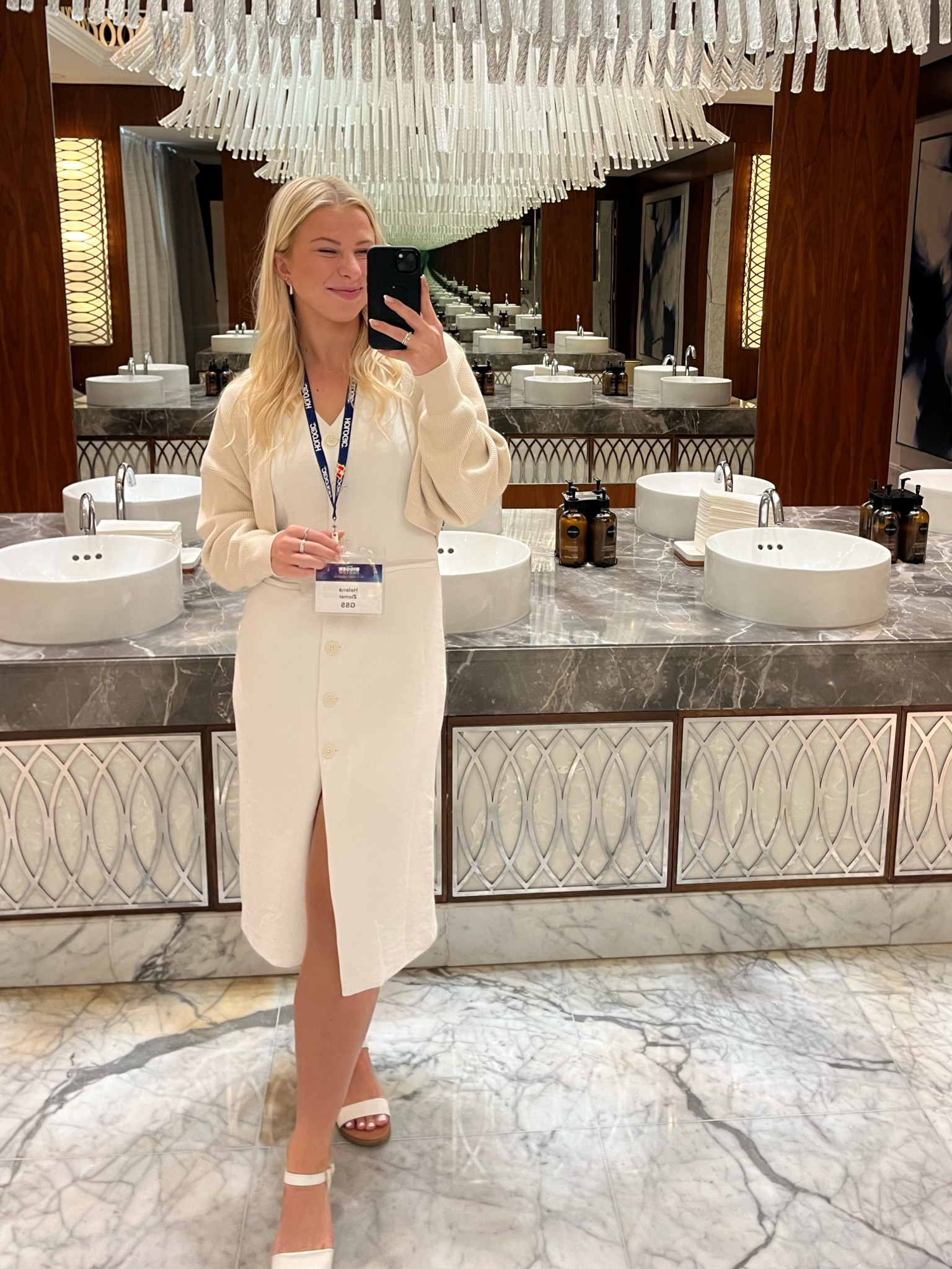 Corporate inspo 

#LTKcanada #LTKworkwear