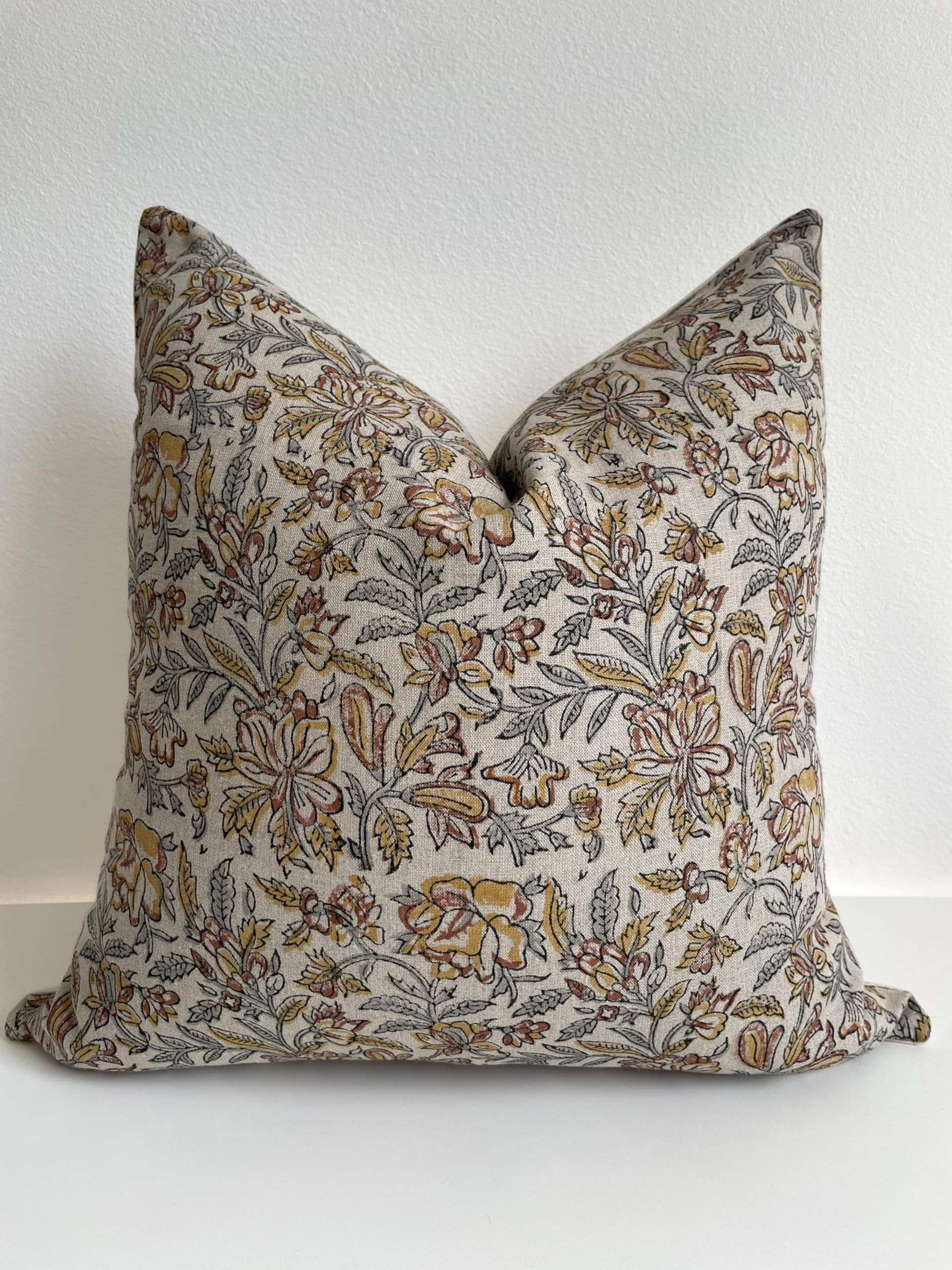 Amazon.com: Canyon Theory Studio Hand Block Print Pure Linen 20x20 Inch Throw Pillow Cover: Indoor Outdoor Handmade Vintage Cushion Cover (Keaton) : Home & Kitchen | Amazon (US)