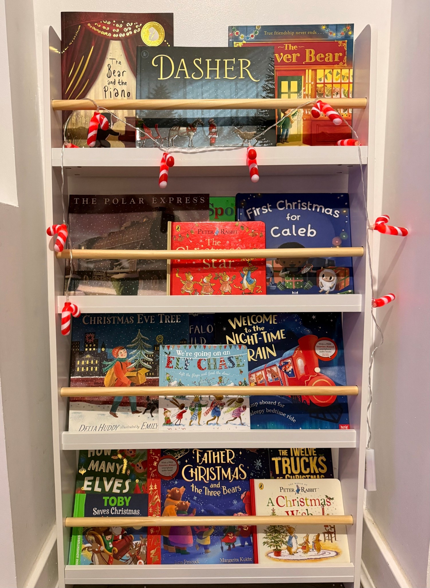 Christmas bookshelf 🎄🎅🏾

#LTKfestive #LTKkids #LTKgiftguide
