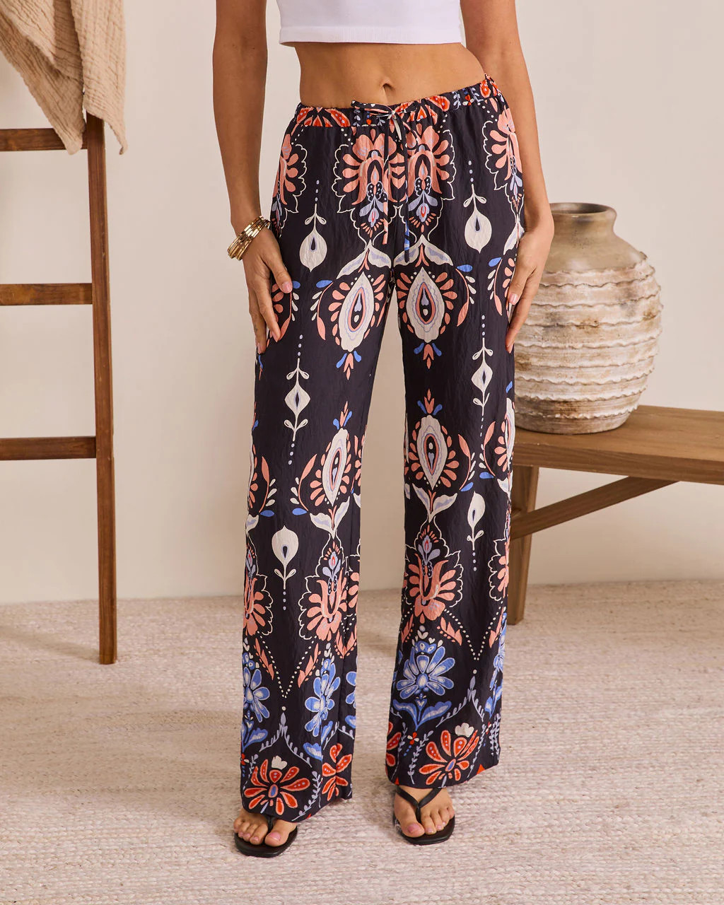 Capri Daydream Abstract Print Pants | VICI