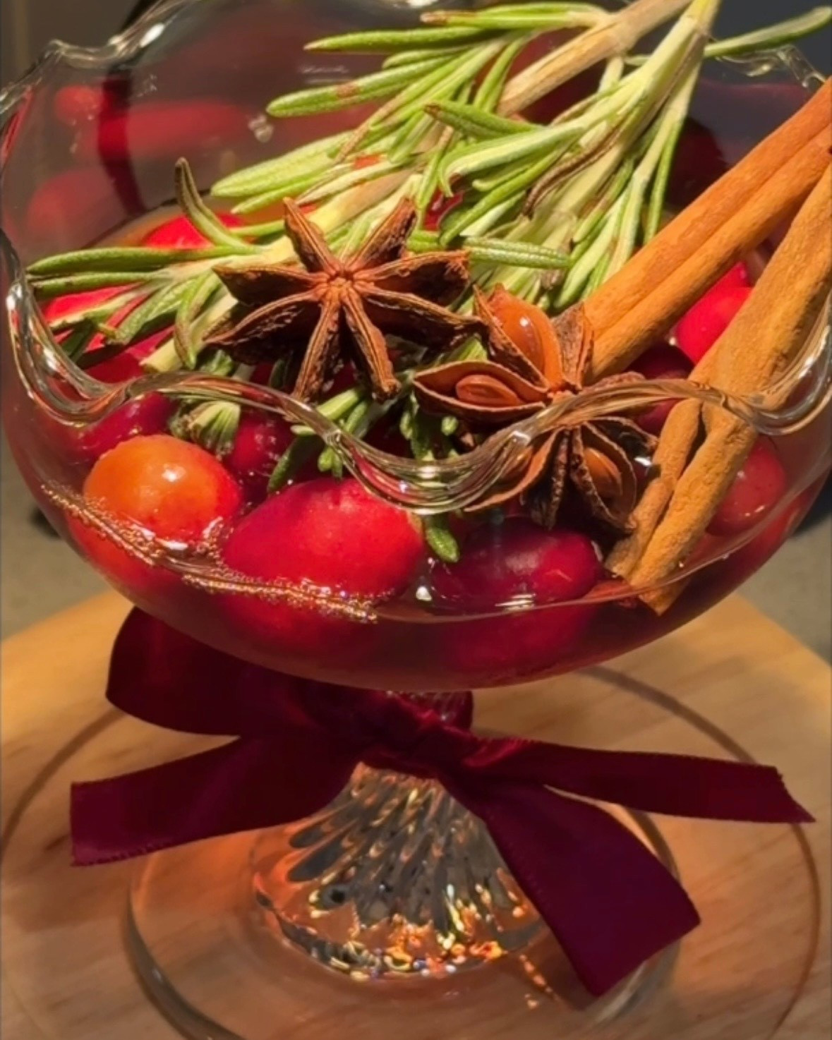 a potion for warmth and winter cheer 🌿❤️

#LTKHoliday #LTKFindsUnder50 #LTKHome