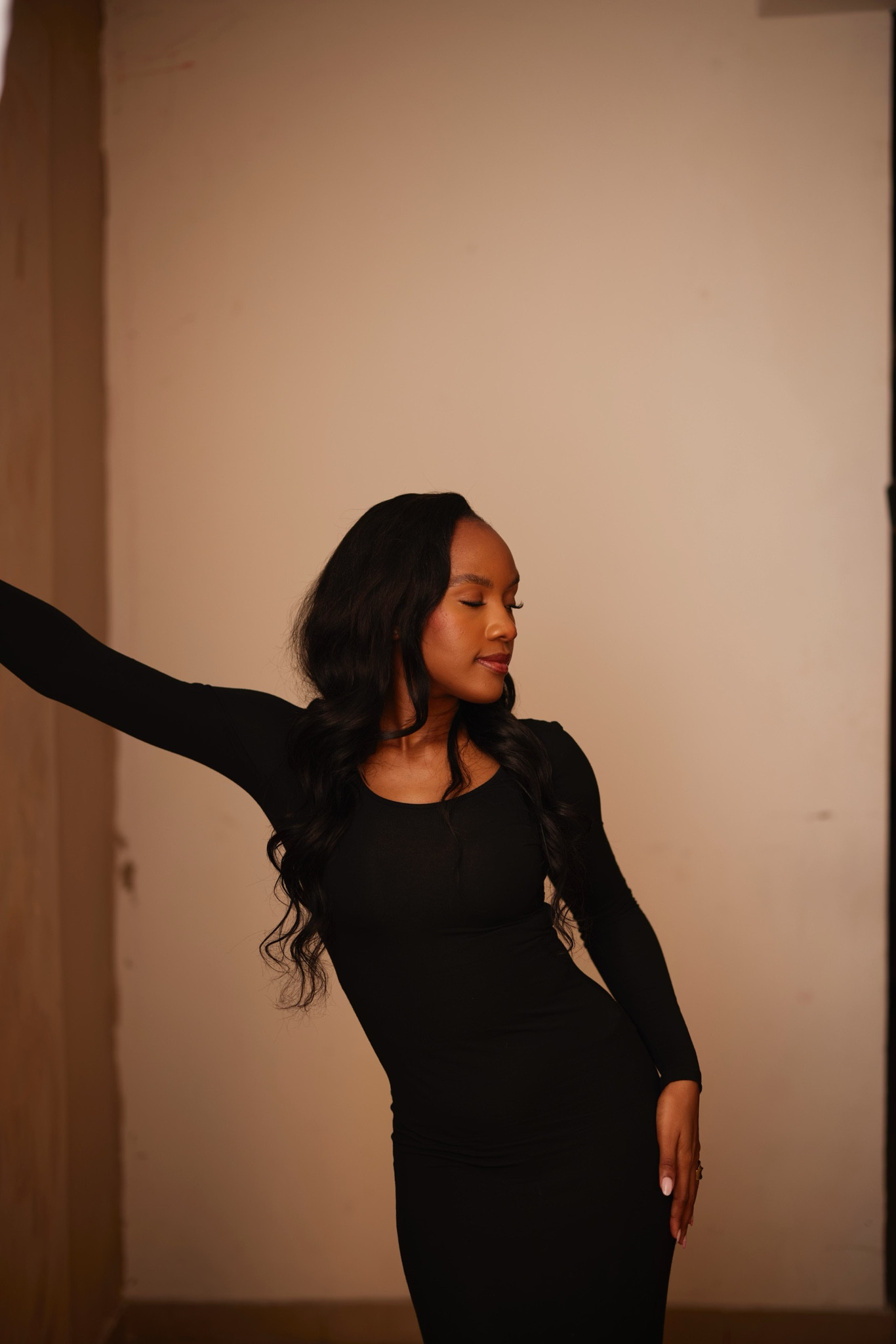 Casual, comfy and chic long sleeve lounge dress for easygoing social gatherings or errands #dinnerdress #partydress #errandoutfit

#LTKstyletip #LTKunder100 #LTKFind