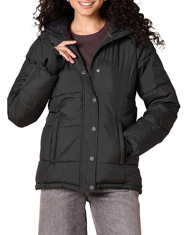 Amazon Essentials Women's Heavyweight Long-Sleeve Hooded Puffer Coat (Available in Plus Size) | Amazon (US)