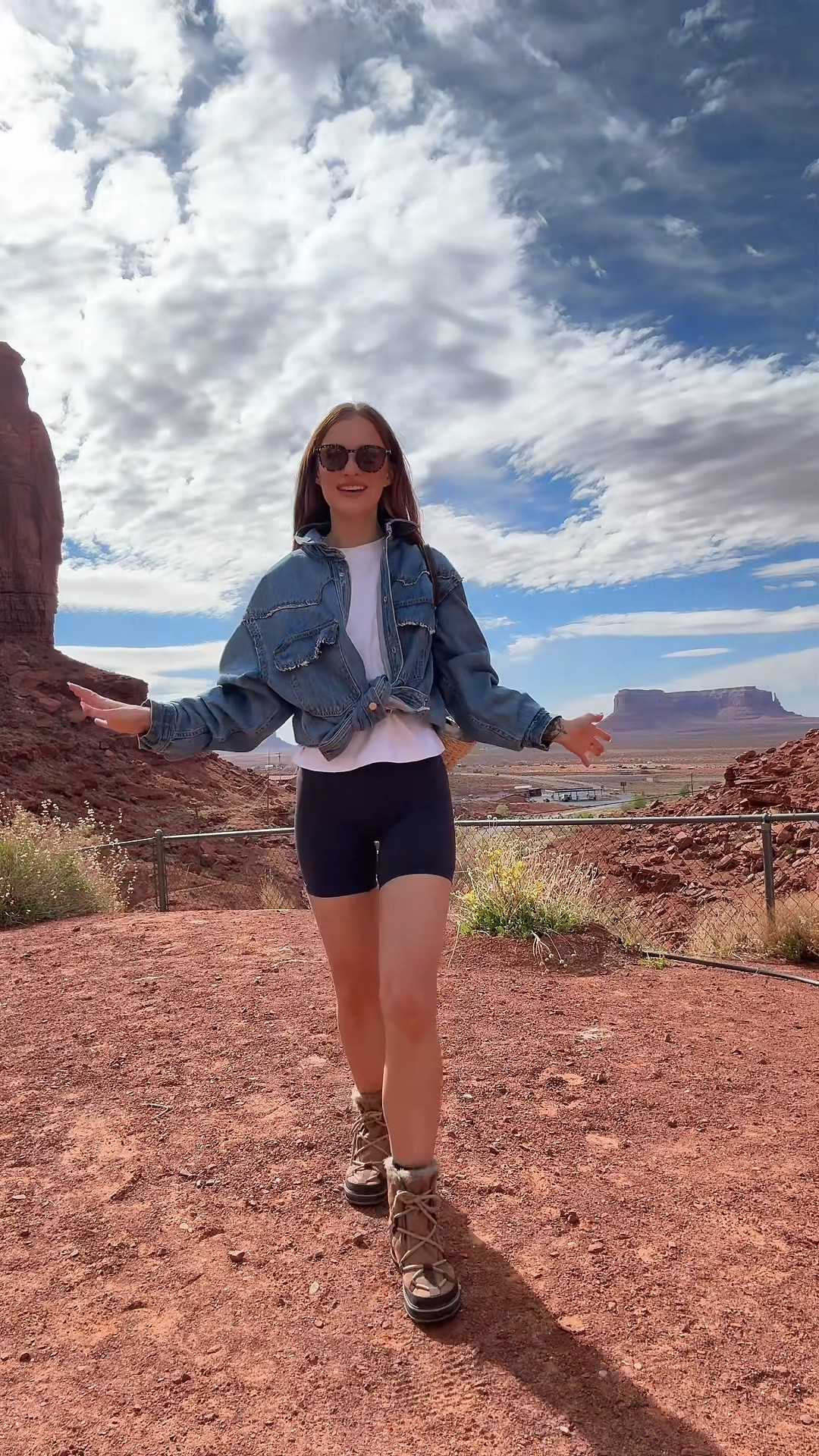 Monument valleyy

#LTKVideo #LTKtravel