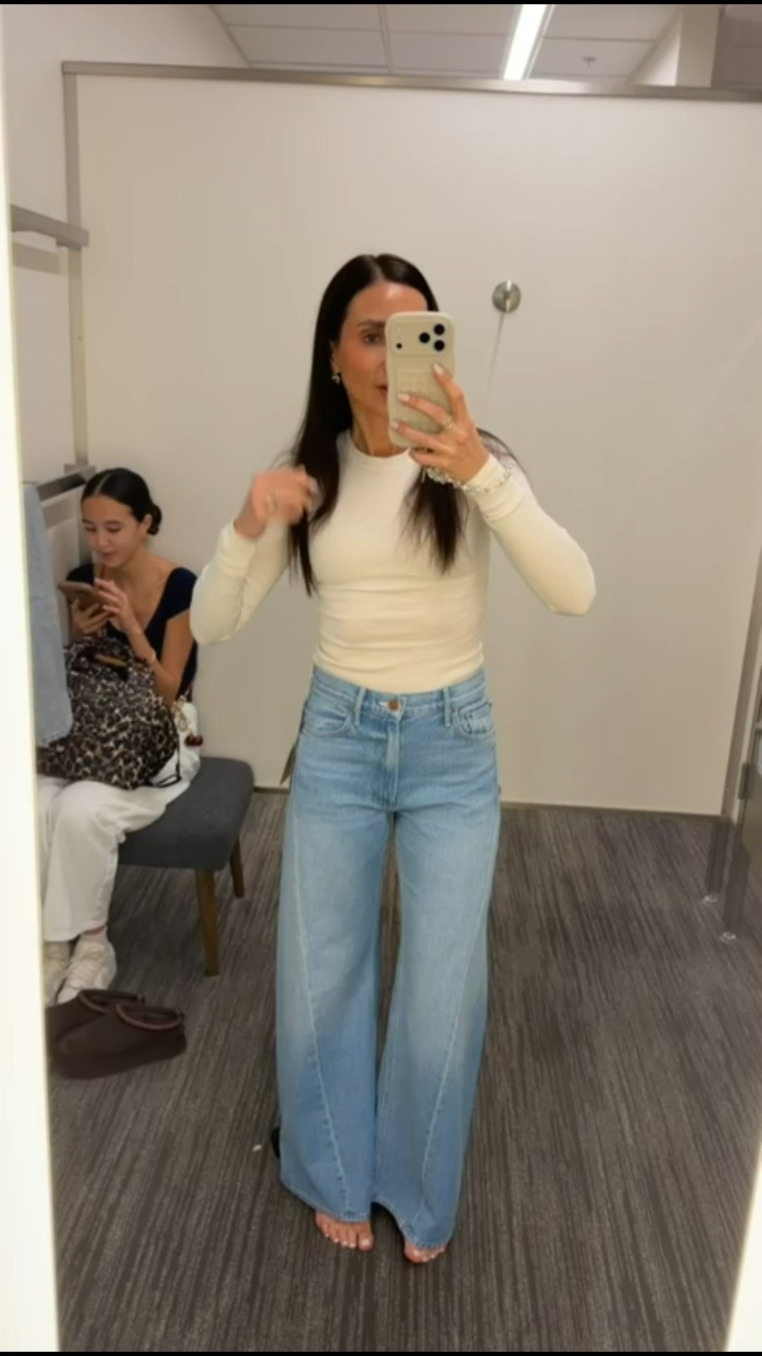 Viral Mother Jeans, Mother wide leg jeans, casual style, running errands, simple outfit, skims tee, annabrstyle.

#LTKFindsUnder100 #LTKOver40