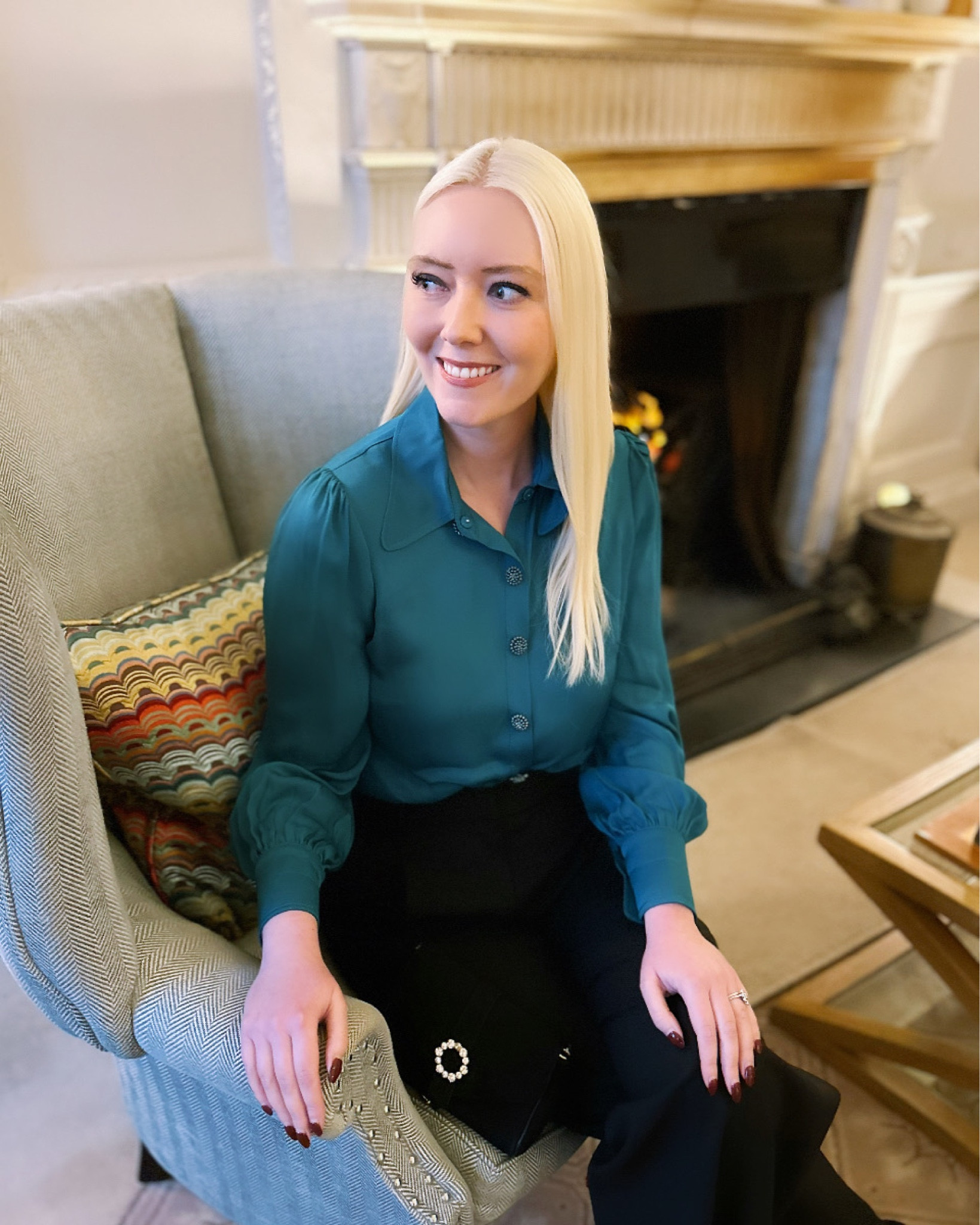 Teal is my new favourite colour! This is the LK Bennett London Sonya Blouse in Teal with Sparkly Buttons - on Sale! I partnered with black wool wide leg trousers from & Other Stories, pointed black flats, silver white topaz studs by Dower and Hall and the black Strictly chain bag by Russell and Bromley. 

#LTKuk #LTKeurope #LTKsale