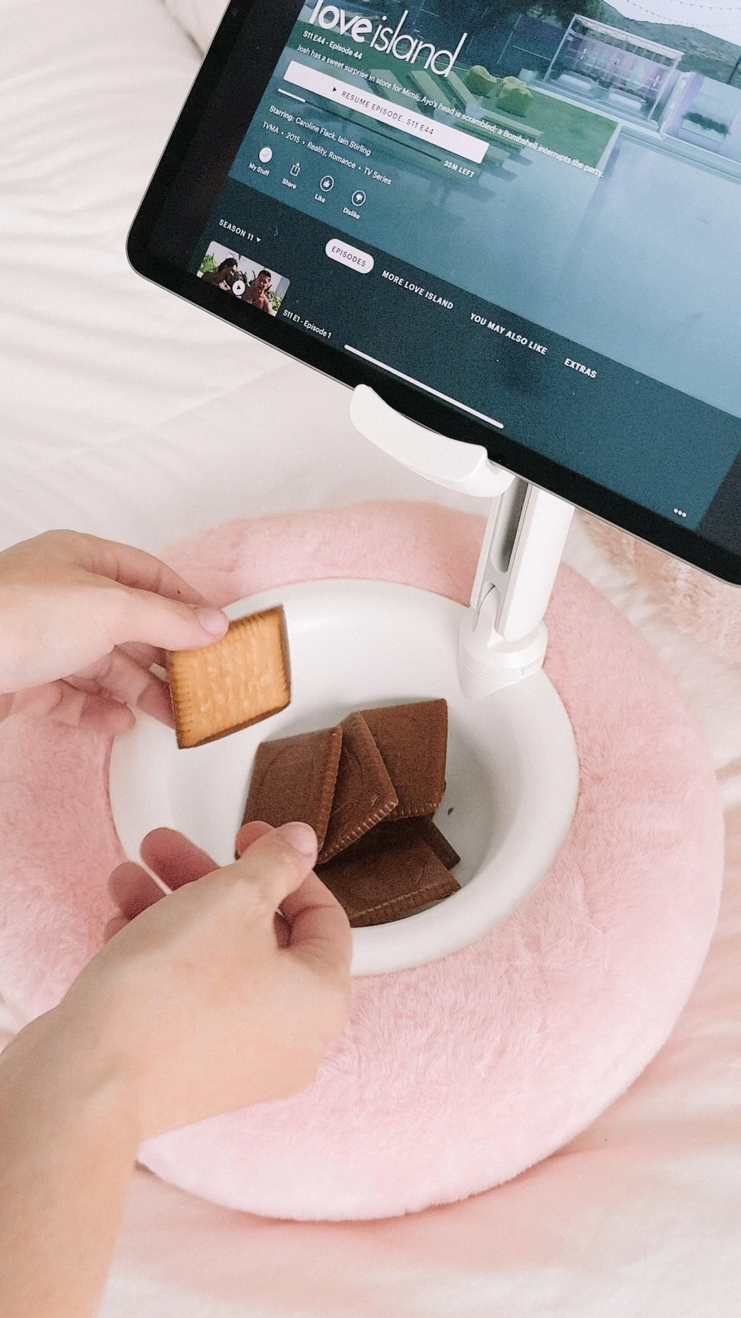 Kindle pillow, iPad pillow, accessories for iPad, kindle accessories, gifts for her, gift idea for her 