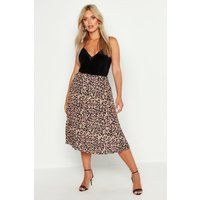 Womens Plus Leopard Print Pleated Midi Skirt - Brown - 20, Brown | Boohoo.com (UK & IE)