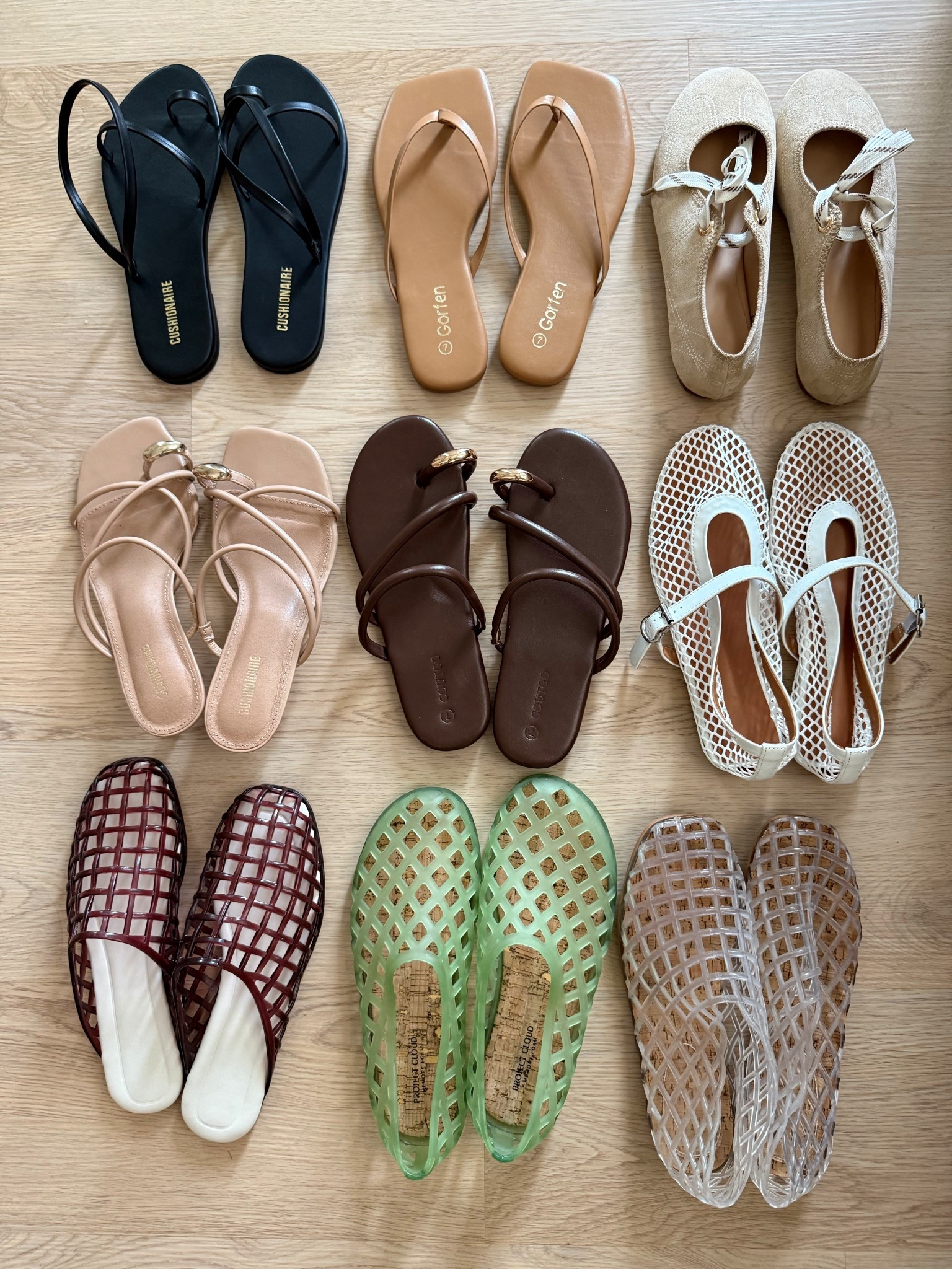 Spring and summer shoes from Amazon 

Amazon finds, Amazon fashion, jelly flats, gold toe sandals, ballet flats, Amazon style, summer shoes 