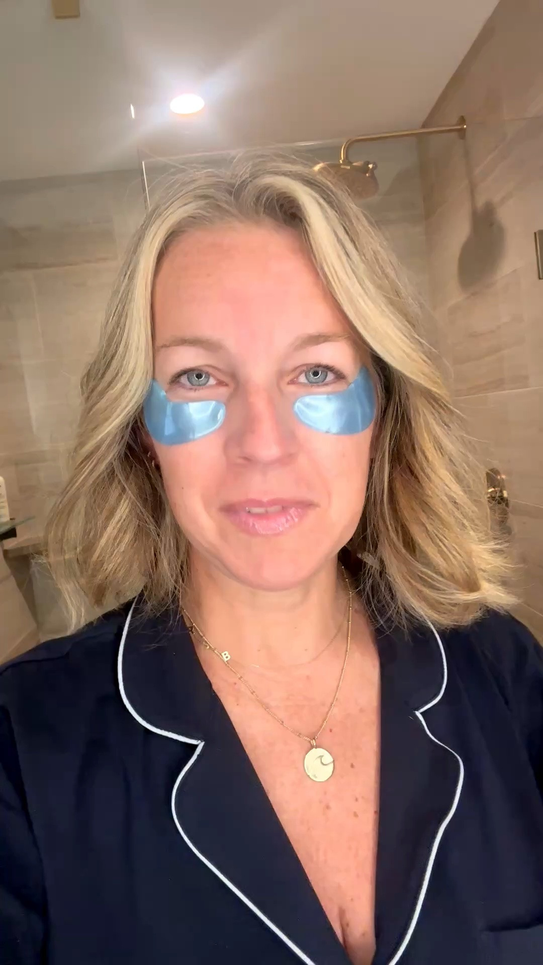 Morning from LTKCON! 
Linked my Jammie’s, brush and eye patches for ya! See ya later! 
Medium in the pjs.

#LTKCon #LTKdayinmylife #LTKmorningroutine