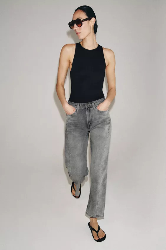 ZW COLLECTION MID-WAIST RELAXED FIT ANKLE JEANS | Zara UK