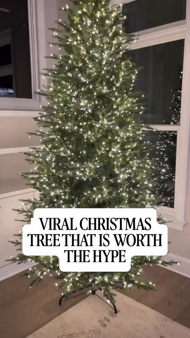 It’s baaaaacccckkkk! And it’s early but yalll…. It ALWAYS sells out!! The vira Christmas tree that is gorgeous and easy to install!

Holiday, Christmas decor, Christmas tree, viral Christmas tree, pretty Christmas, #home #christmastree

#LTKSeasonal #LTKSaleAlert #LTKHome
