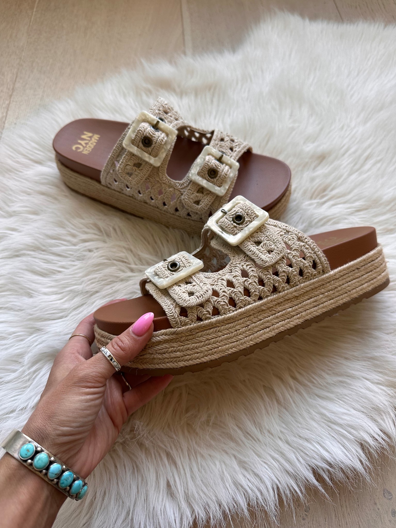 Walmart coming in clutch so I don’t have to spend over $40 for new sandals for spring. My love for a platform sandal, giving boho vibes is endless 🤍🌼✨🔗 

@walmart #walmartpartner #walmart

#LTKdayinmylife #LTKootd #LTKgrwm