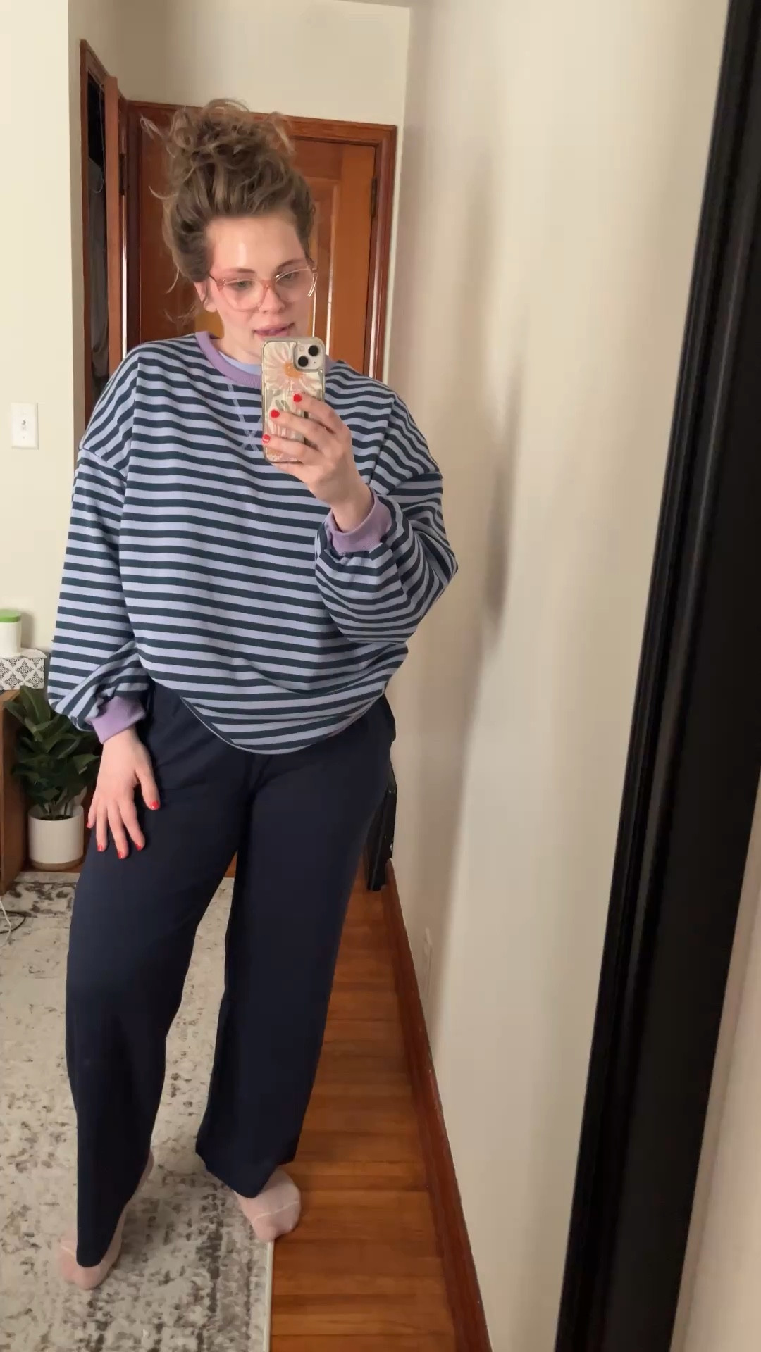 Lounge outfit of the day! 🩷 medium in both! 