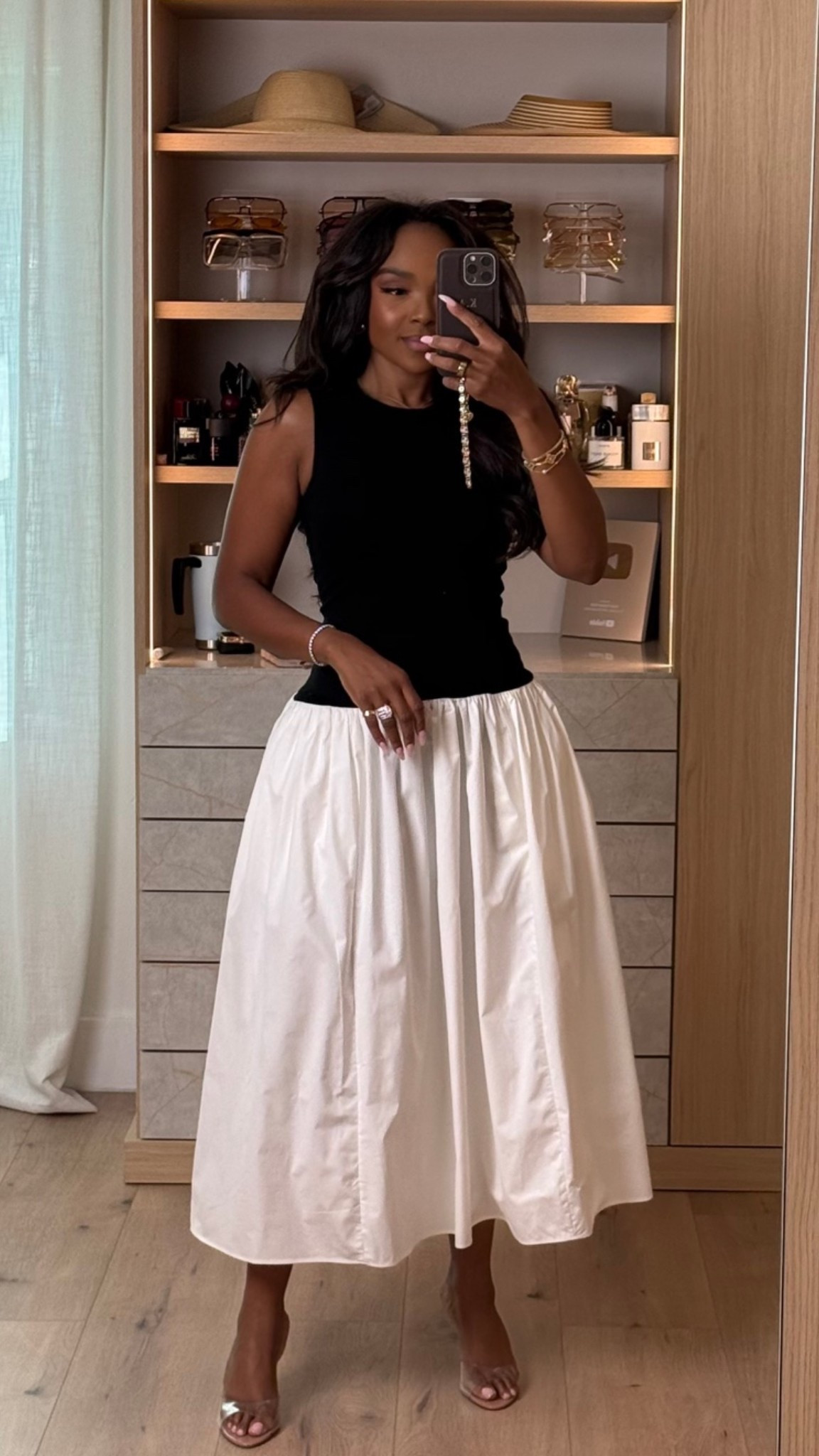 Hi babes! 🖤

This black and white dress is one of those effortless pieces that instantly makes you look put together. The fitted top with the flowy bubble-style skirt gives such an elevated, chic look while still feeling comfortable and easy to wear.

I love dresses like this because they do all the work for you — minimal styling needed but still looks so polished and expensive.

Perfect for:
Brunch
Vacation dinners
Baby showers
Summer events
Date nights

📏 Measurements:
5’4” | 140 lbs | 36D | 27 | 40
Wearing size Small

Everything is linked below ✨

xx Kira | IG: KirasFashionFinds

#LTKStyleTip #LTKDressStyle #LTKootd