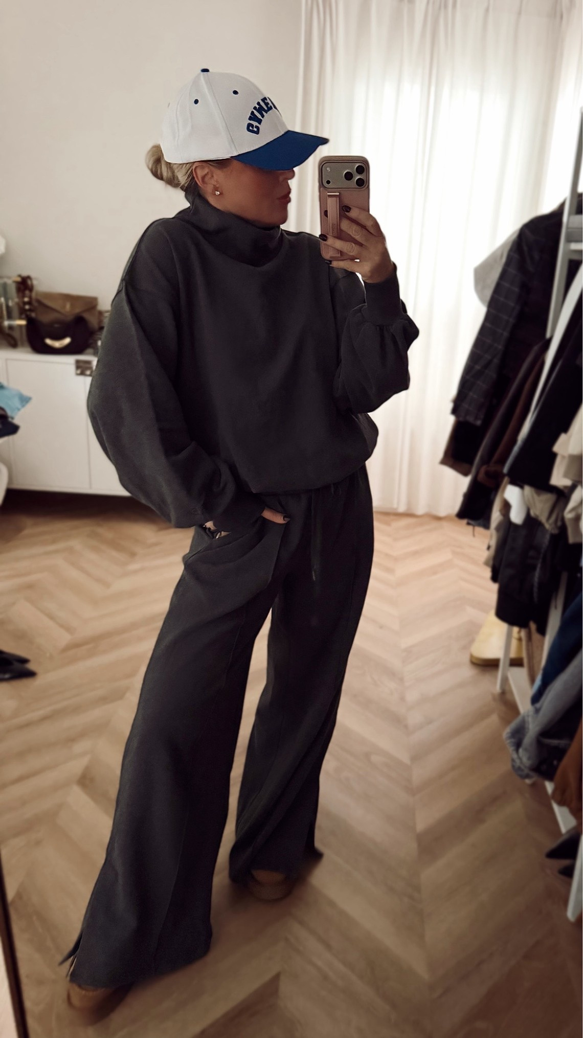 Ok I get the hype 😮‍💨 This set has officially become one of my FAVORITES. Thick waistband, beautiful substantial fabric, and the fit is 👌🏼But the LENGTH OPTIONS?! Extra petite, petite, regular, tall + extra tall 🙌🏼 Finallyyyyy.

I’m 5’6” wearing Regular and the length is perfect on me. Linking my exact set + all the colors! 🤎




matching lounge set, women’s athleisure, petite pants, tall women’s pants, fall outfits, casual fall style, travel outfit, comfy outfit, fashion over 40, matching set

#LTKActive #LTKTravel #LTKootd