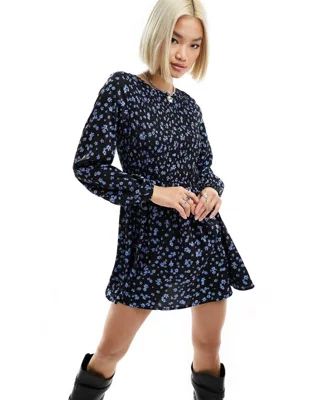 Daisy Street long sleeve mini smock dress in black blue floral | ASOS (Global)