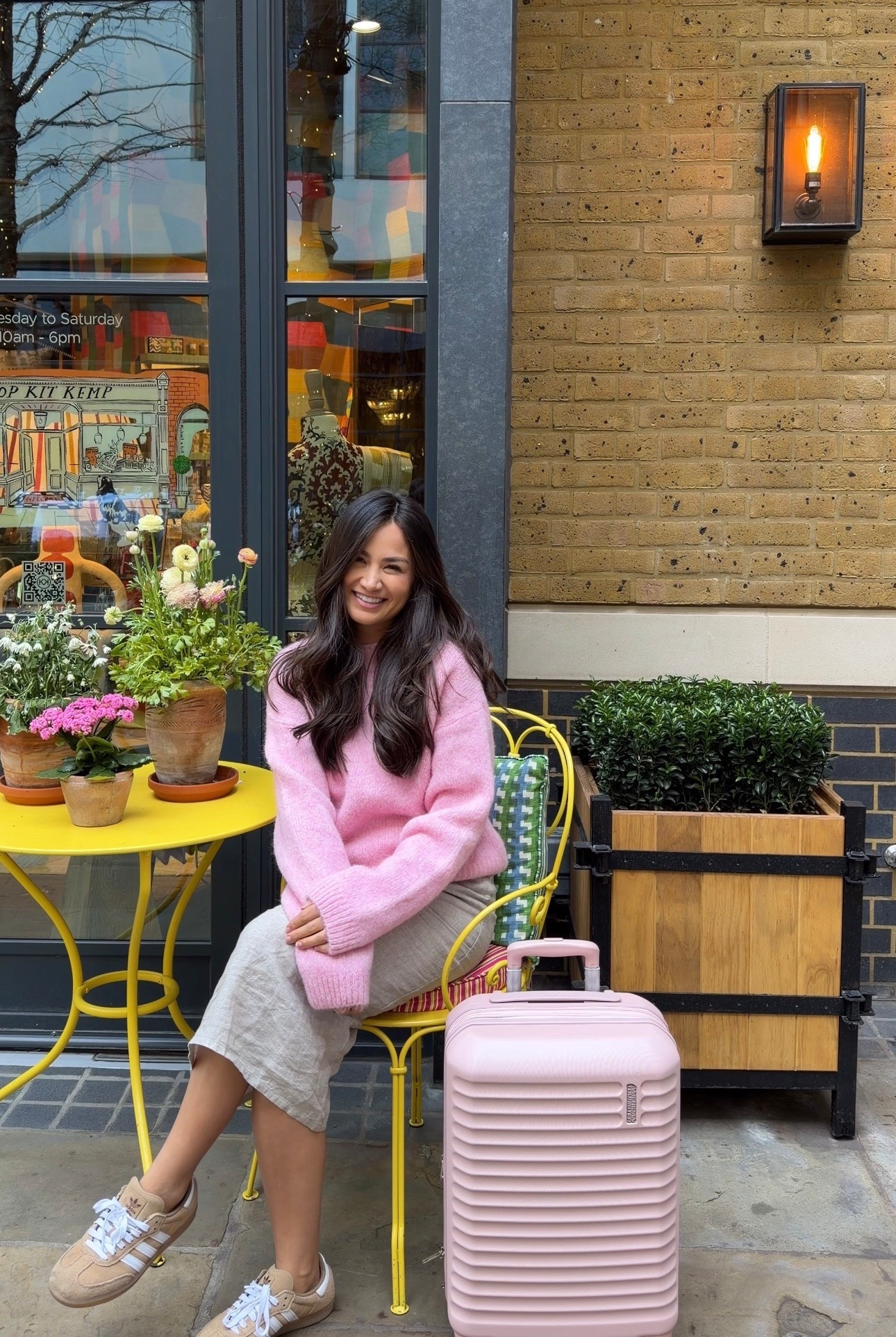 love our bright and bold luggage from Macy’s! @AmTourister @Macys #ad

#LTKgrwm #LTKdayinmylife #LTKTravel