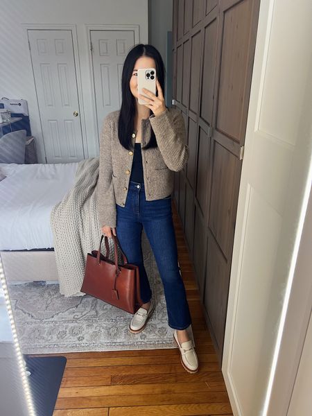 Light brown cardigan (XS)
Black tank (XS)
High waisted jeans (4P)
Brown tote bag
White loafers (TTS)
White chunky loafers
White lug sole loafers
Smart casual outfit
Spring outfit
Spring work outfit
Neutral outfit
Abercrombie outfit

#LTKworkwear #LTKfindsunder100 #LTKstyletip