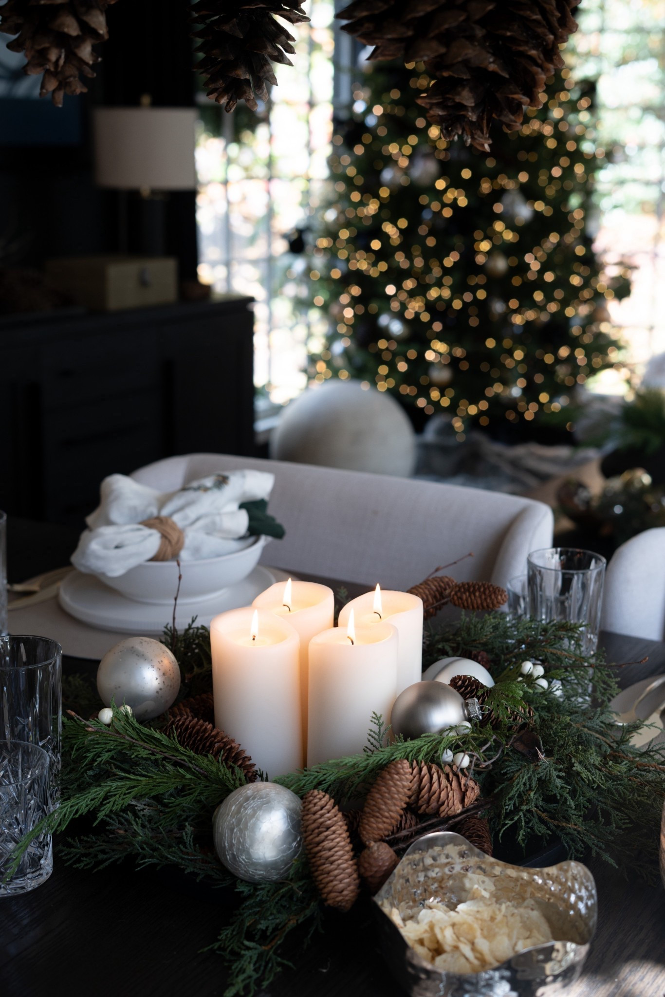 Eeekkk!!! Why create a dining room when you can create a living room you dine in… and then deck it out for the holidays??!!

#LTKHome #LTKHoliday #LTKSeasonal