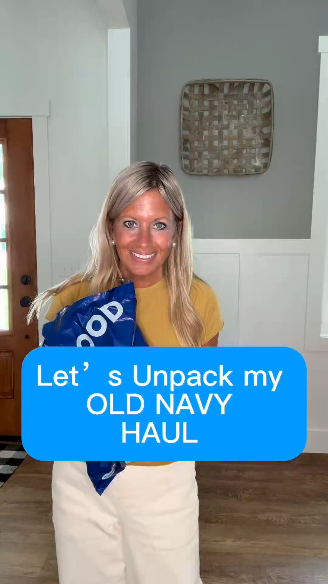 Unpack my Old Navy Haul
Currently nothing in this haul is over $15🛍️🙌🎉
I needed some new back to school dresses and these were all
On deal.  Find all items linked on my LTK.  #ad

#LTKvlog #LTKSaleAlert #LTKWorkwear