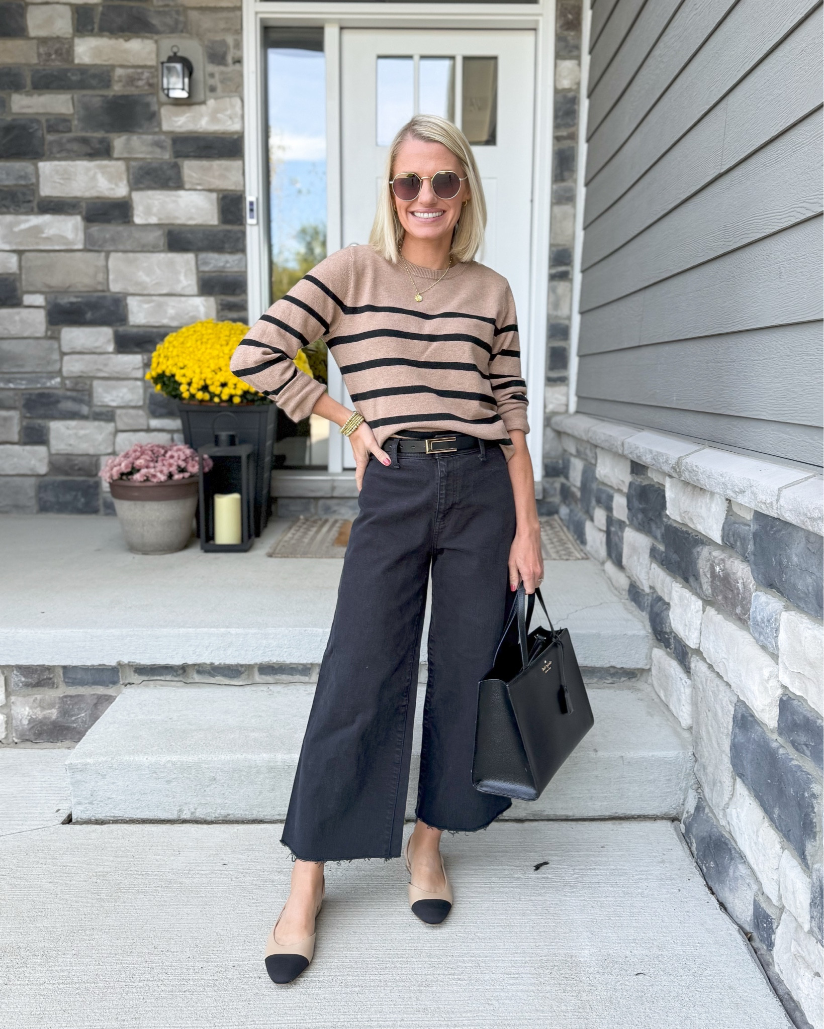 What I wore this week as a 40-year old mom of 2! 
Sweater- small
Jeans- 0 (jeans are cut to create the length) 

#LTKFindsUnder50 #LTKStyleTip #LTKOver40