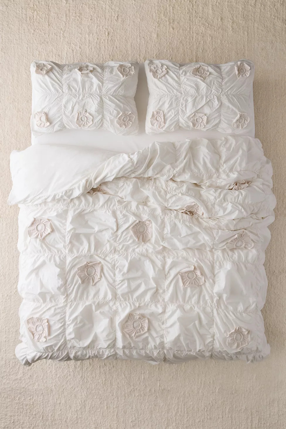 Enni Daisy Cinched Duvet Cover | Urban Outfitters (US and RoW)