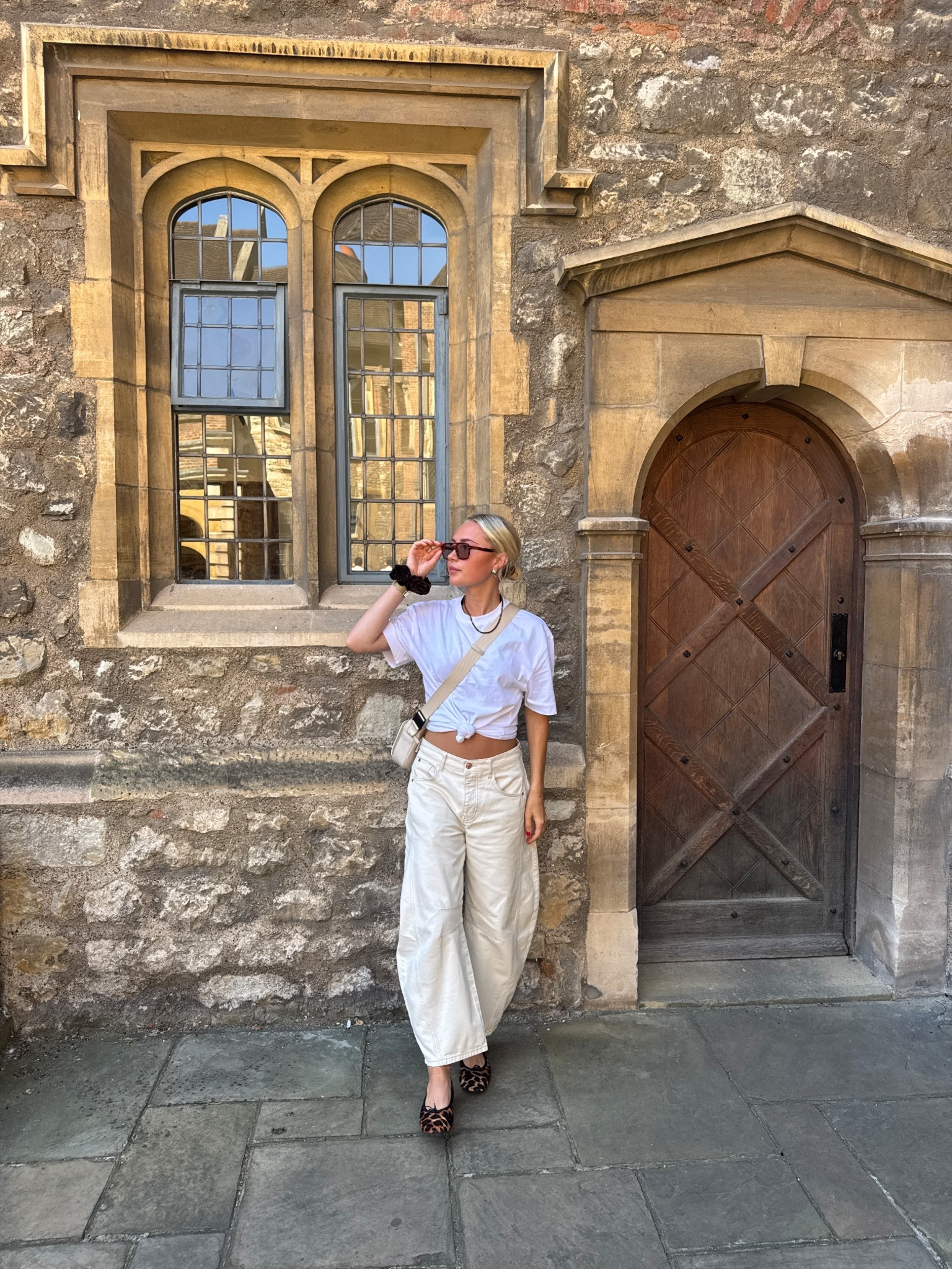 cream barrel jeans x