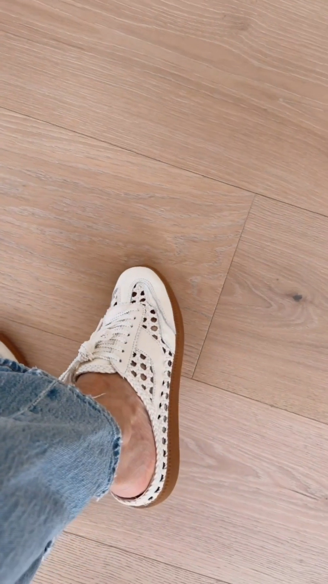 My newest sneakers and my first mule sneaker, the color and style is beautiful, perfect to elevate any casual look, also great for traveling, comfortable, and runs true to size.
Fall shoes