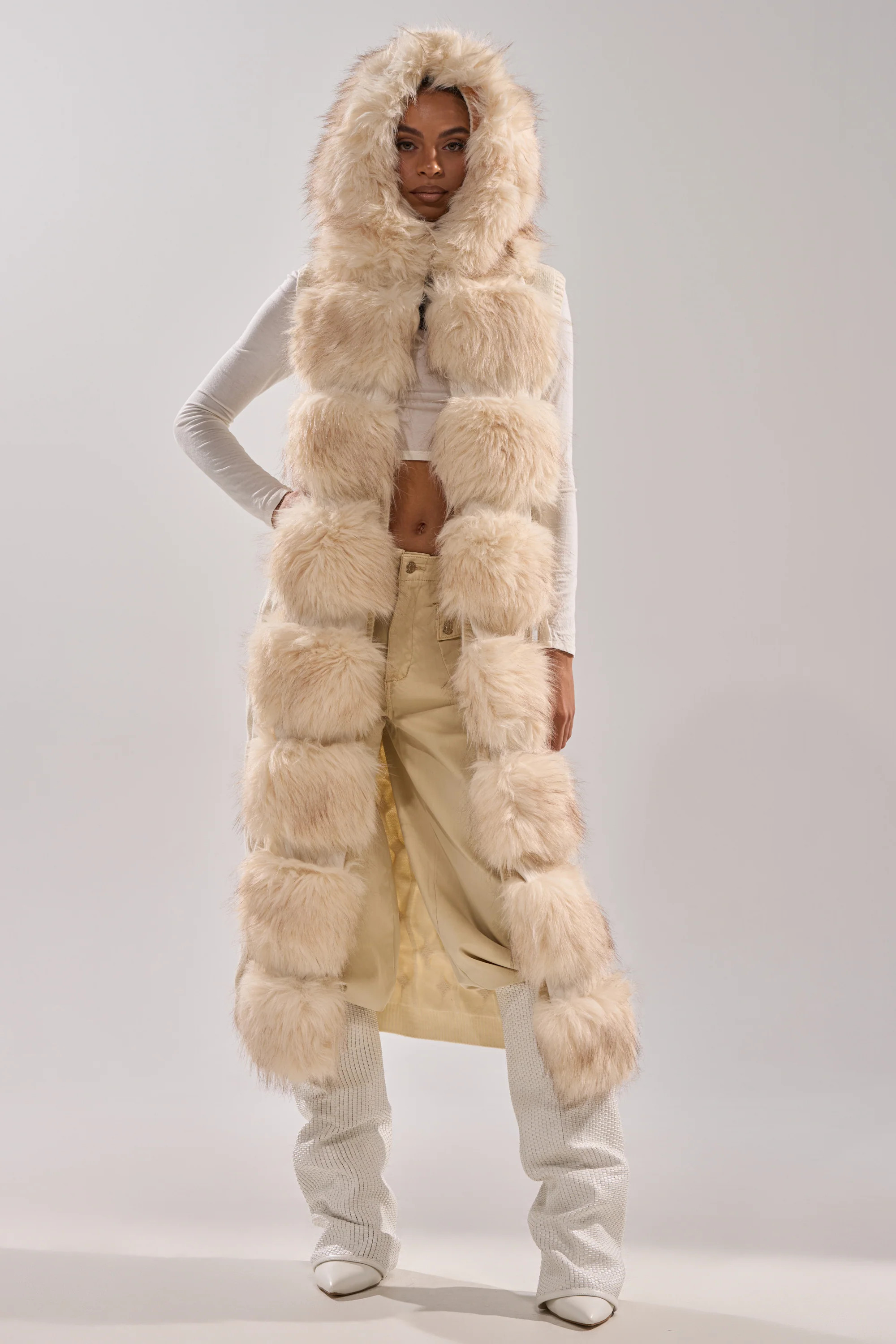 LUXURIOUS FAUX FUR HOODED VEST | AKIRA