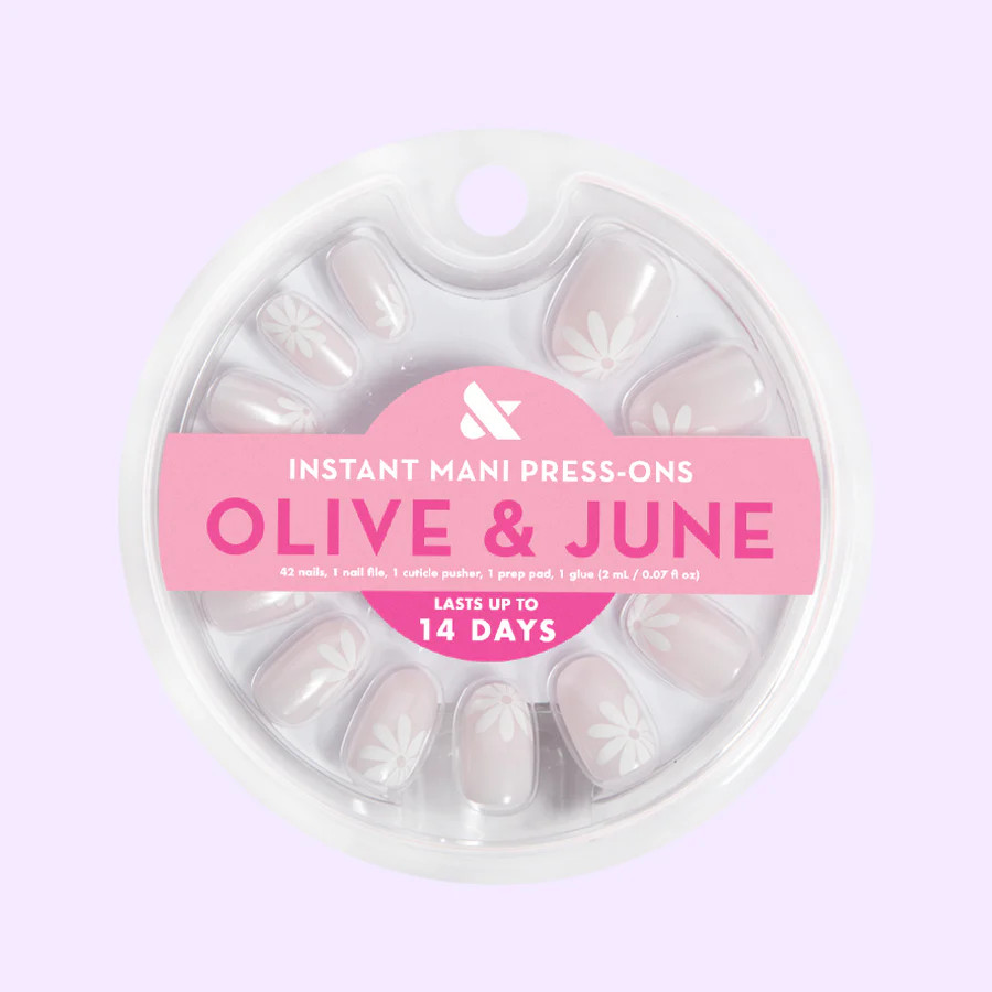 Chrome Daisy Pop - Press-On | Short | Round | Olive & June