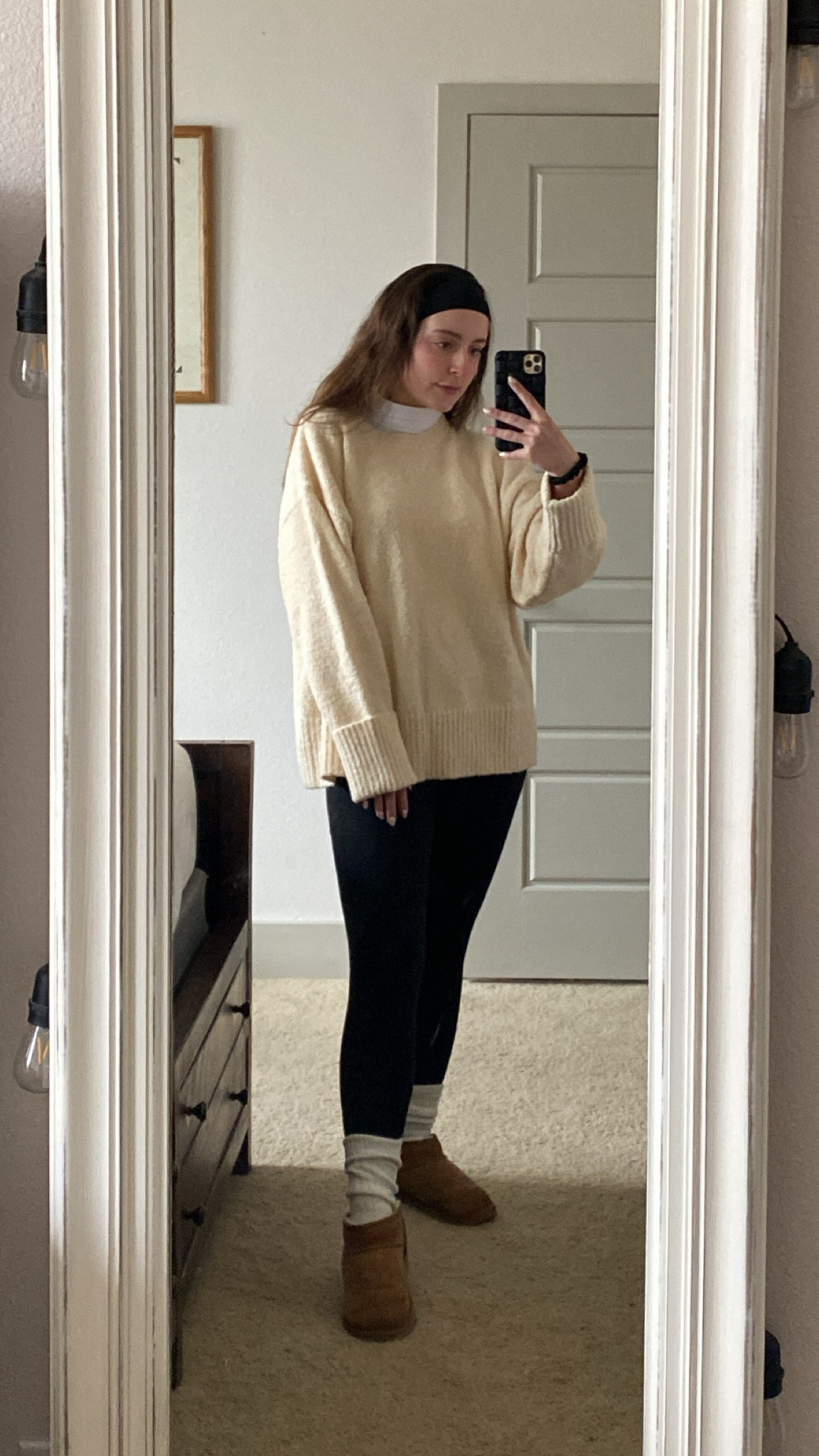 Today’s ootd brought to you by Denver winter & wfh 

Comfy outfit, Amazon finds comfy style, cozy outfit, easy winter outfit, work from home outfit, warm outfit inspo, Amazon outfit, amazing fashion finds

#LTKunder50 #LTKSeasonal #LTKstyletip