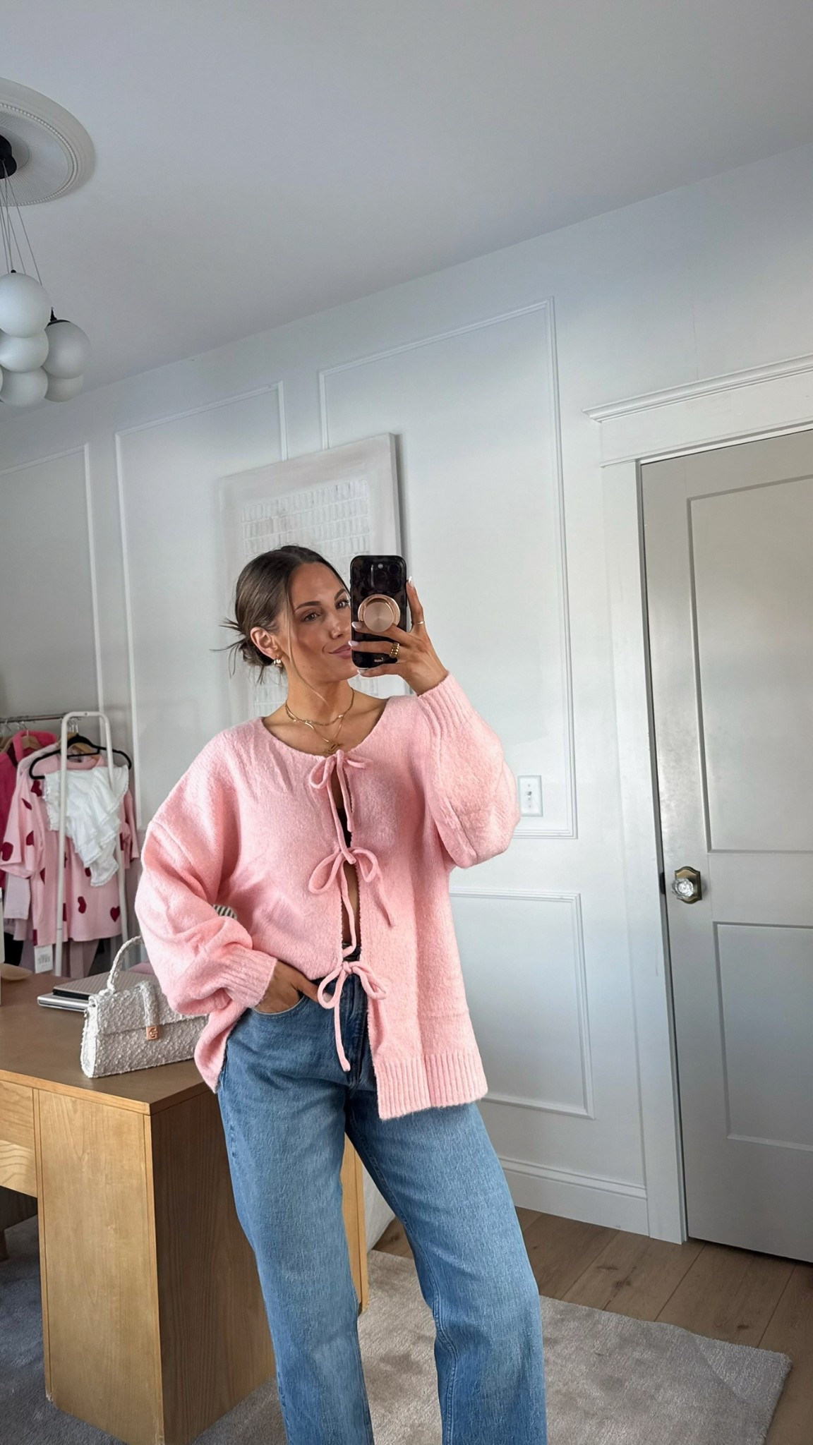 Soft textures, girly layers and a hint of gold jewelry… my ideal outfit formula 💐🌸💓

#springoutfitinspo #amazonfashion #feminineeveryday #LTKstyle #LTKgrwm
