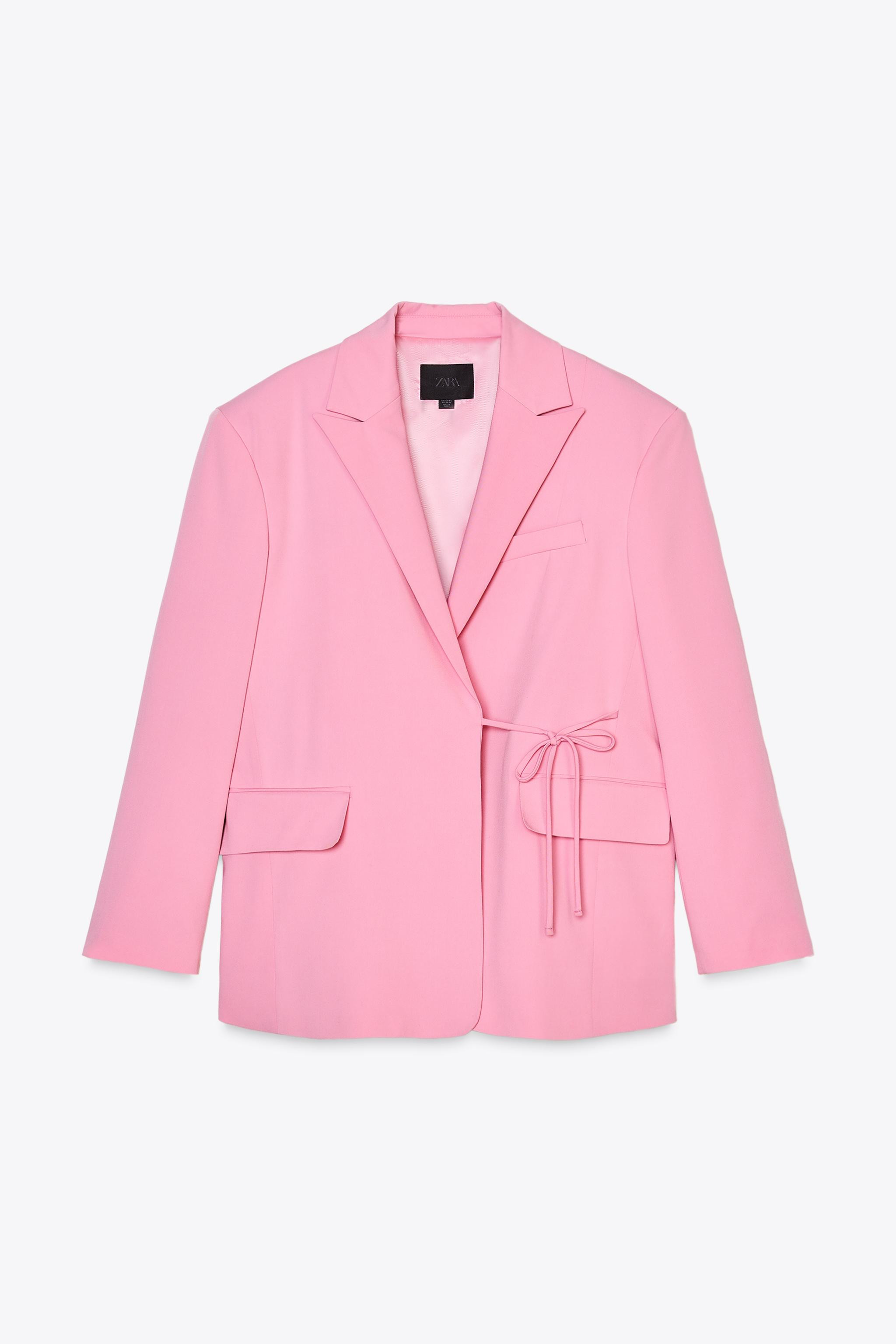 Oversized blazer with lapel collar and long sleeves with shoulder pads. Front welt and flap pocke... | Zara US
