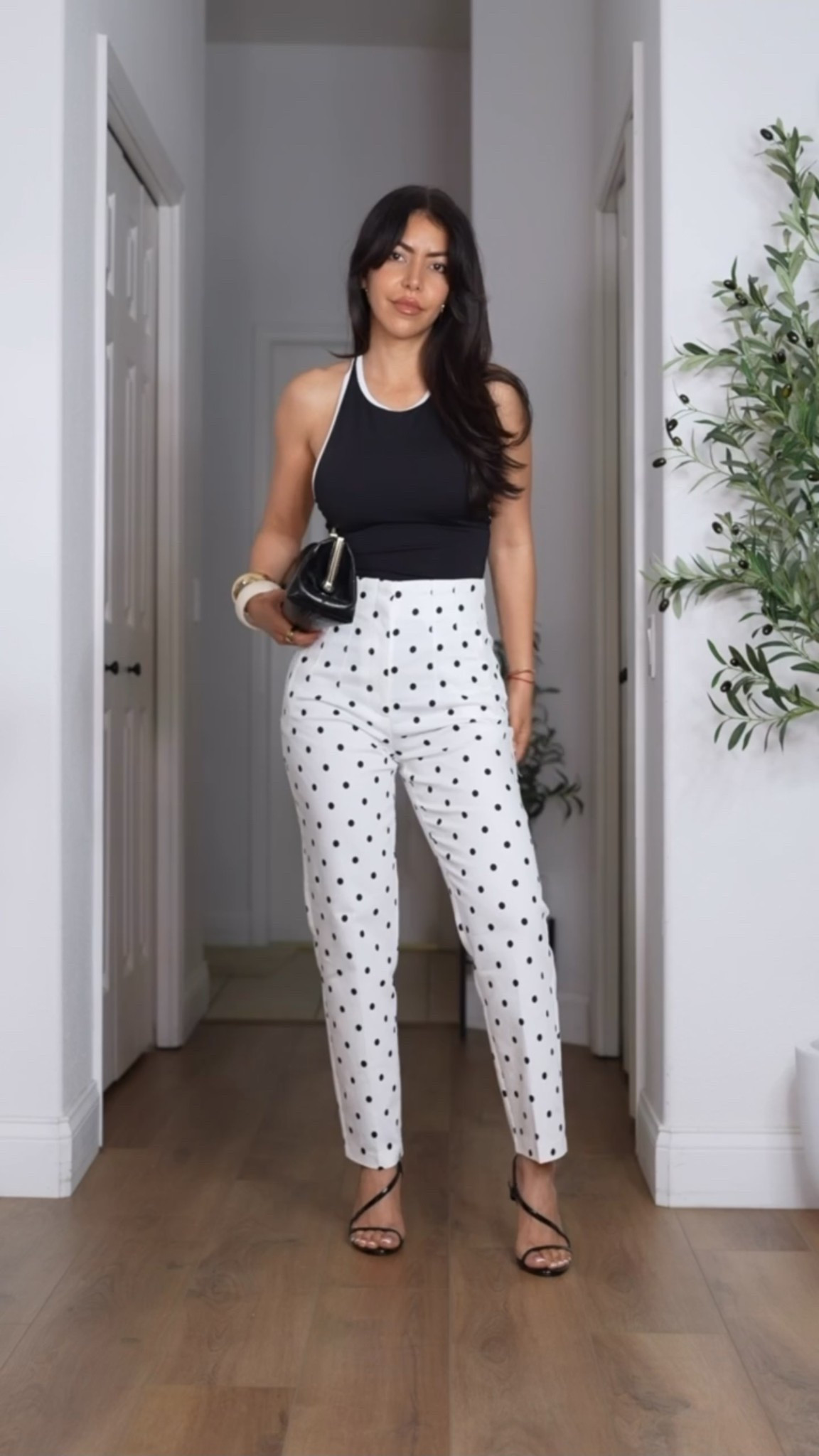 Black and white polka dot outfit!

These high waisted polka dot pants are under $50! I paired them with a black and white bodysuit from Aritzia. I’ll share more of my Summer Zara finds below!

Summer style , Zara outfits, Zara pants, polka dot pants, summer fashion, zara try on, black and white outfit

#LTKootd #LTKgrwm #LTKSeasonal