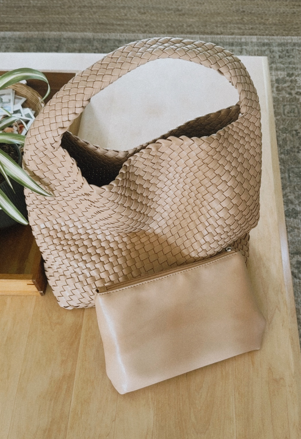 Brandie’s current tote/purse/carry all…10/10 for quality, 10/10 for cuteness🙌🏼

#LTKSummerSales #LTKMidsize #LTKSaleAlert