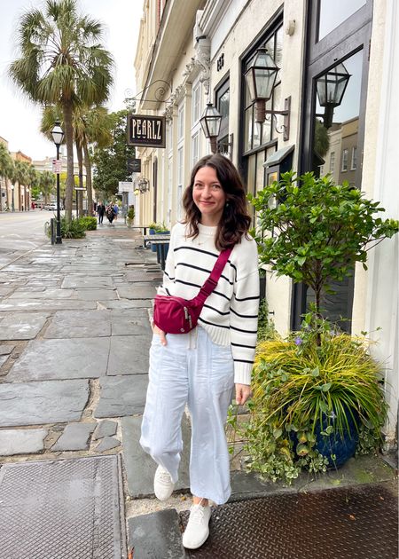 I know I always talk about how much I love color, and I do, but there’s just something about a clean & chic black & white stripe that really makes you feel classic. 