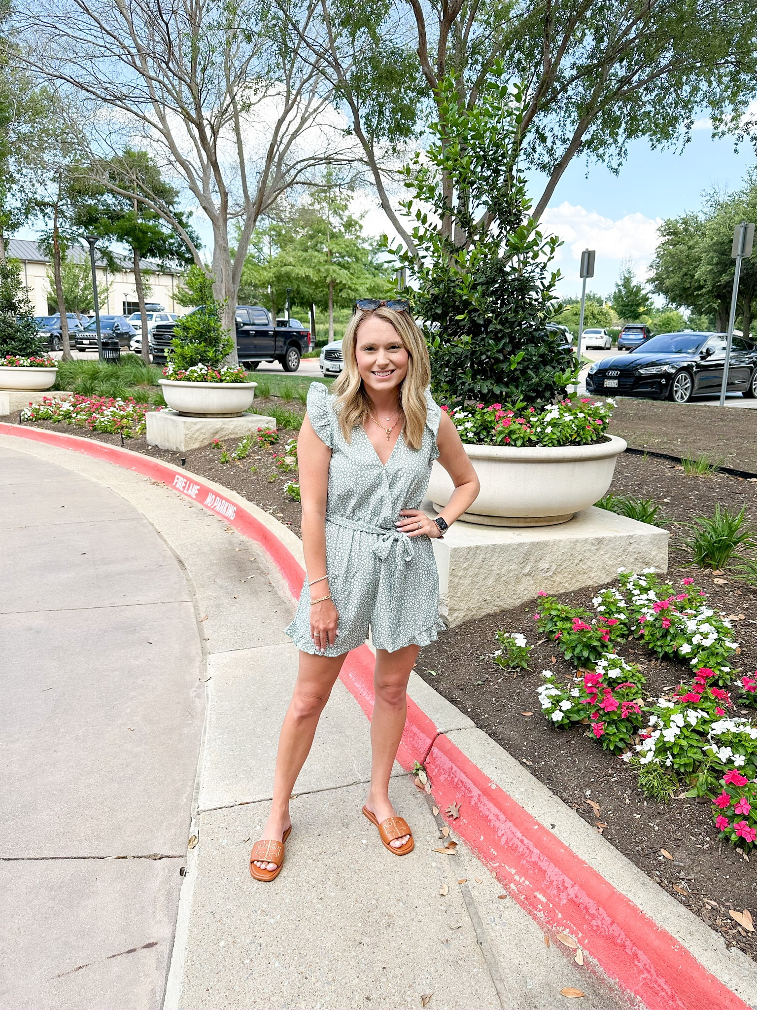 You’ll want to grab this romper from CupShe. Great for a date night!

Use promo code // Clarke15 for 15% off site wide on orders $65+


//
Romper
CupShe
Date night outfit 
Date night romper
Summer outfit

#LTKstyletip #LTKFind #LTKunder50