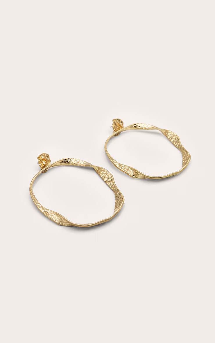 Gold Crinkle Oversized Hoop Earrings | PrettyLittleThing US