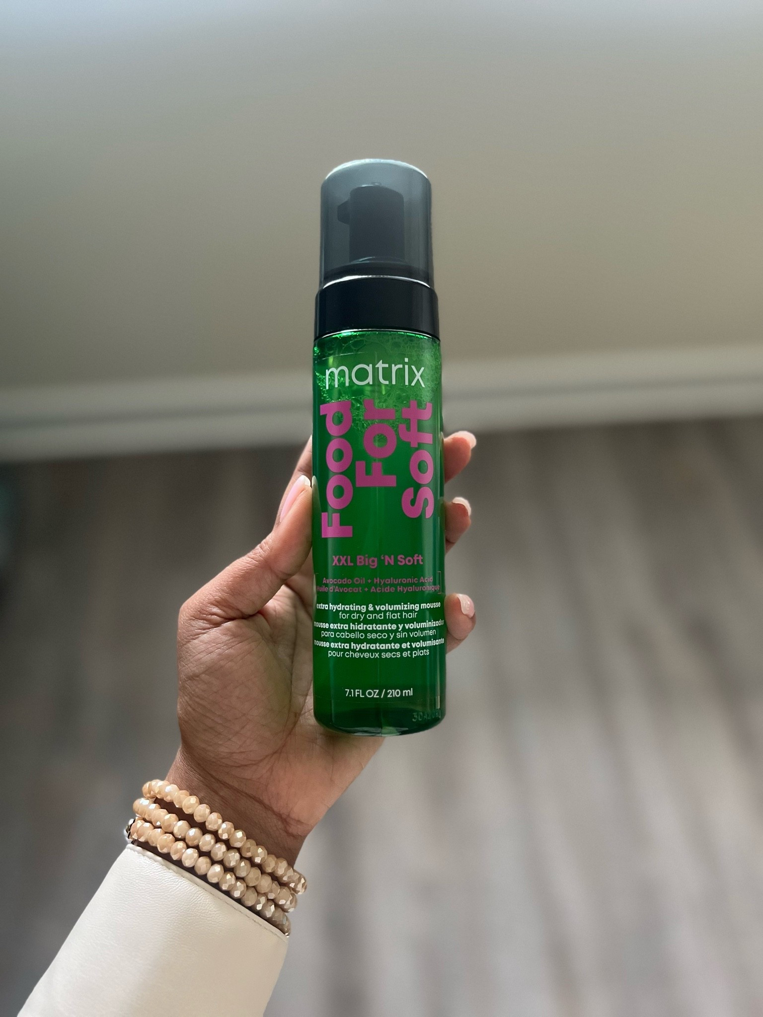 A heatless summer trying out a new mousse…