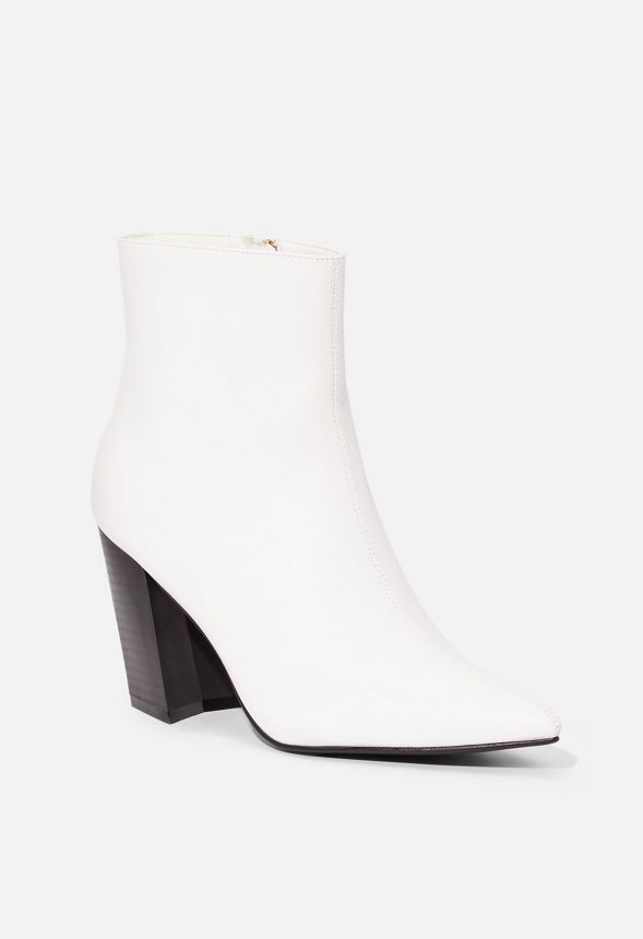 Yasi Ankle Boot | JustFab