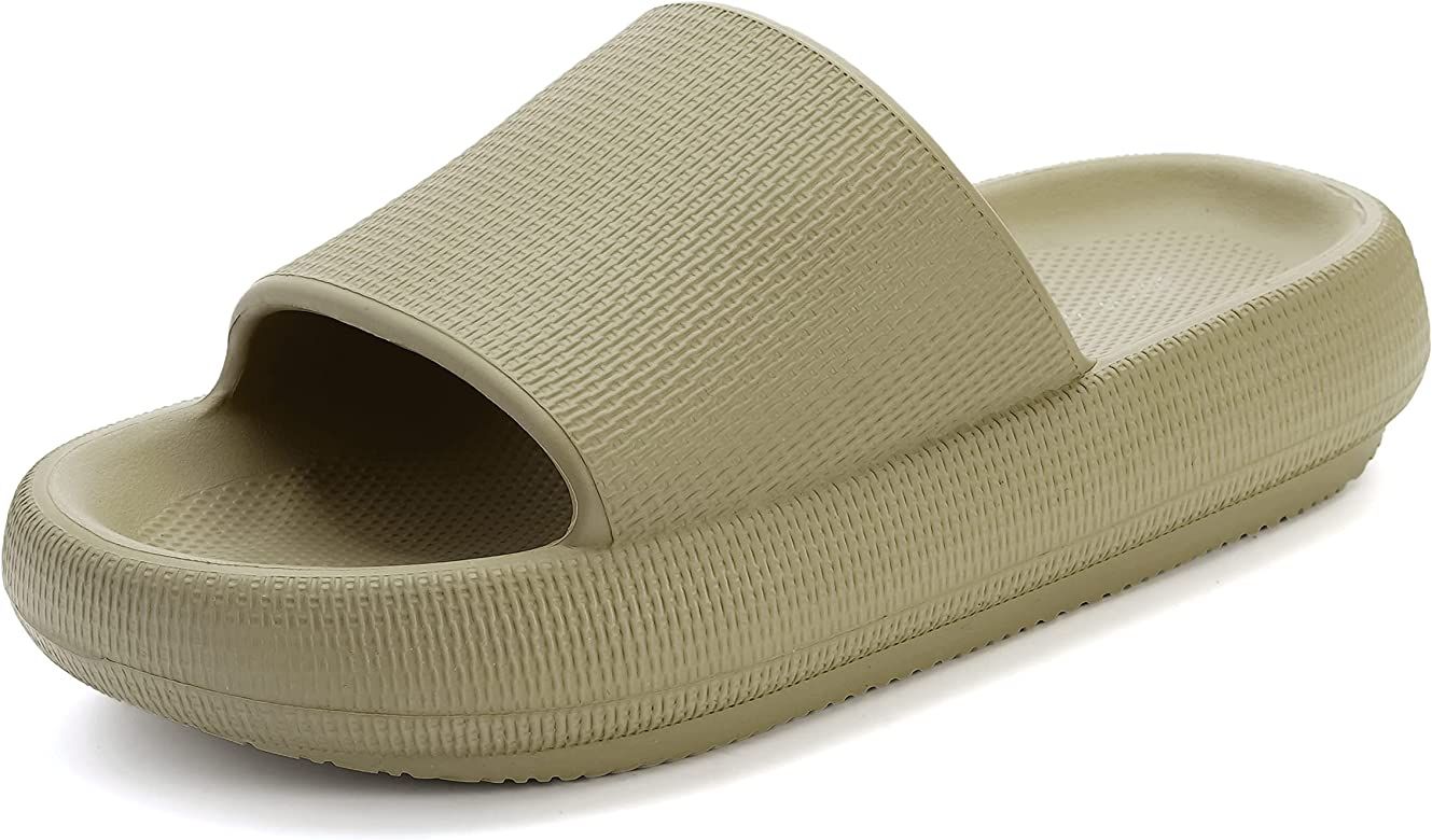 BRONAX Women's Bathroom Extremely Comfy Cushioned Thick Sole Slippers | Amazon (US)