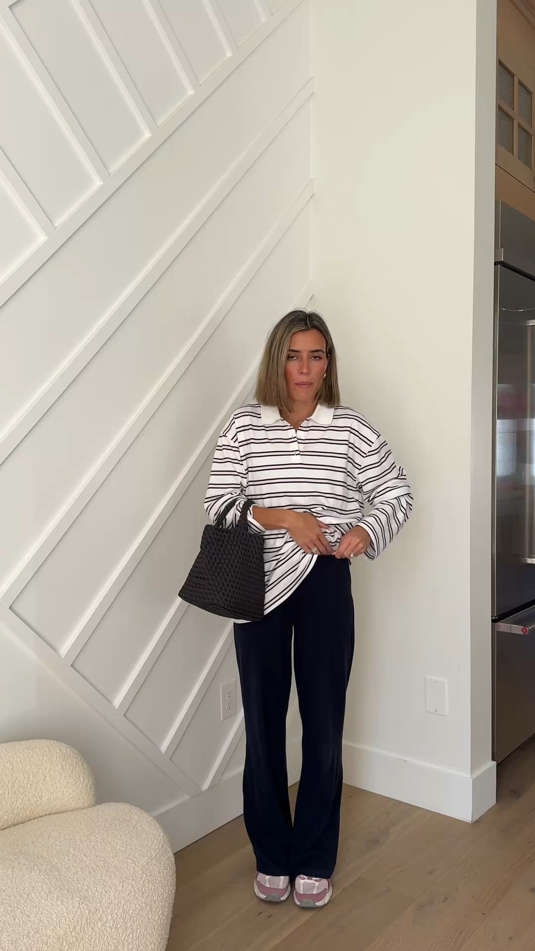 Aritzia shirt size medium 
Ribbed pants size small