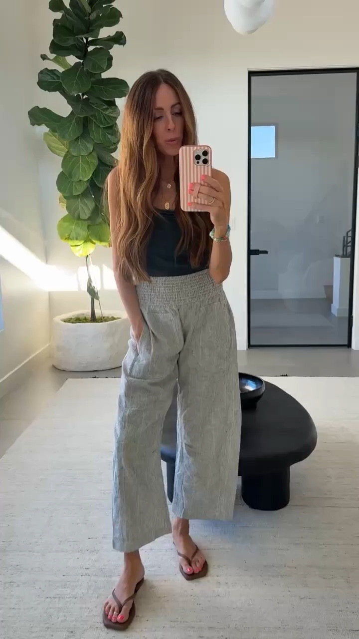 New favorite tank and pants!! Both come in more colors!

#LTKSeasonal #LTKmomlife #LTKOver40