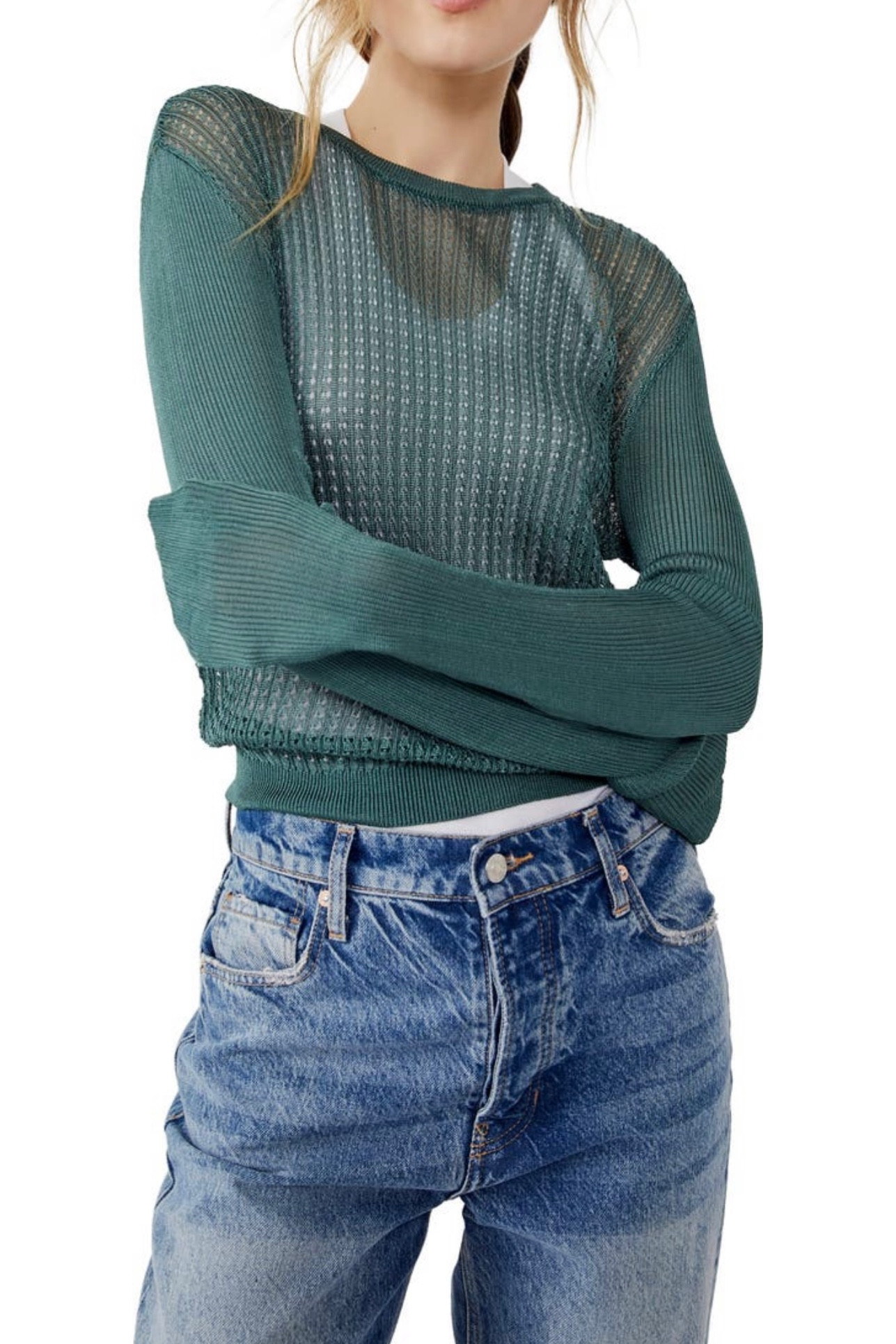 I love the color of the sweater and it is slightly cropped so it hits the perfect spot on your waist to make it extra flattering and on trend. It also comes in black and brown  

#LTKunder100