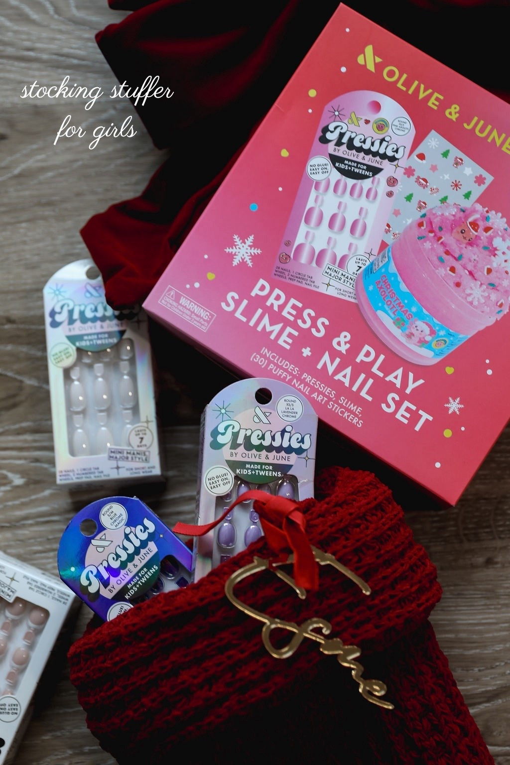 The PERFECT stocking stuffers for your daughter 

#LTKGiftGuide #LTKSeasonal